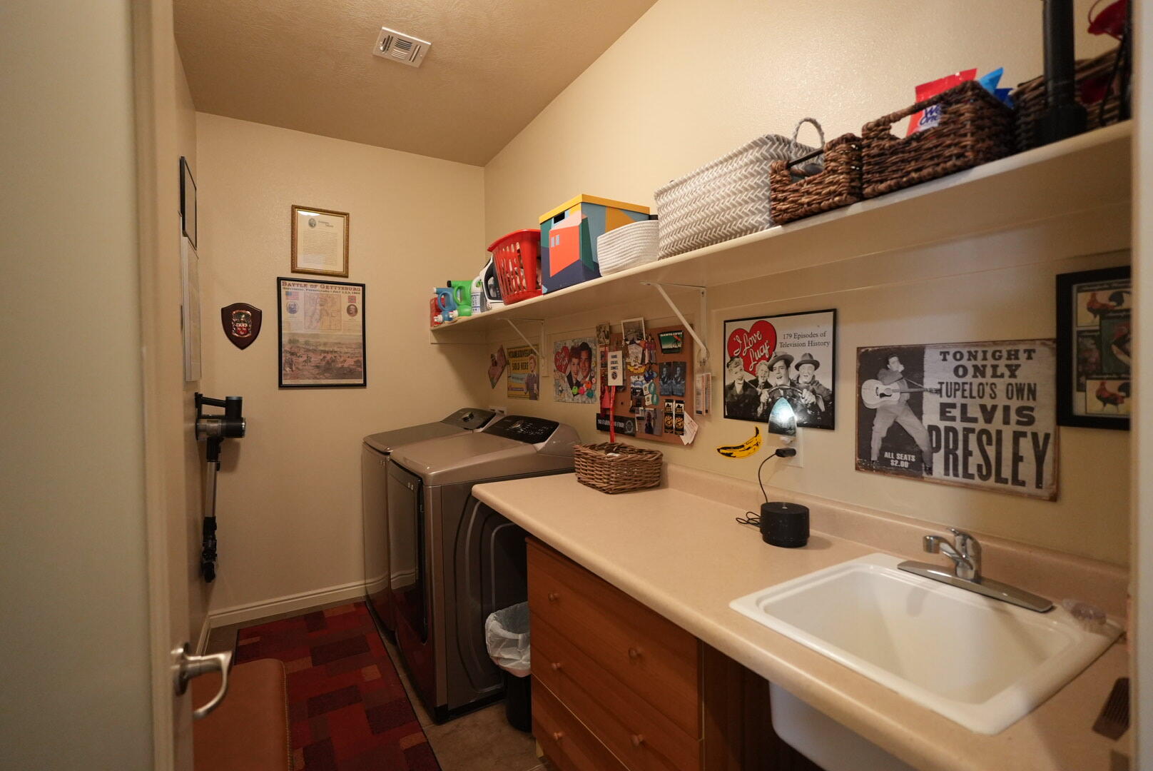 SUN CREST WEST - Residential