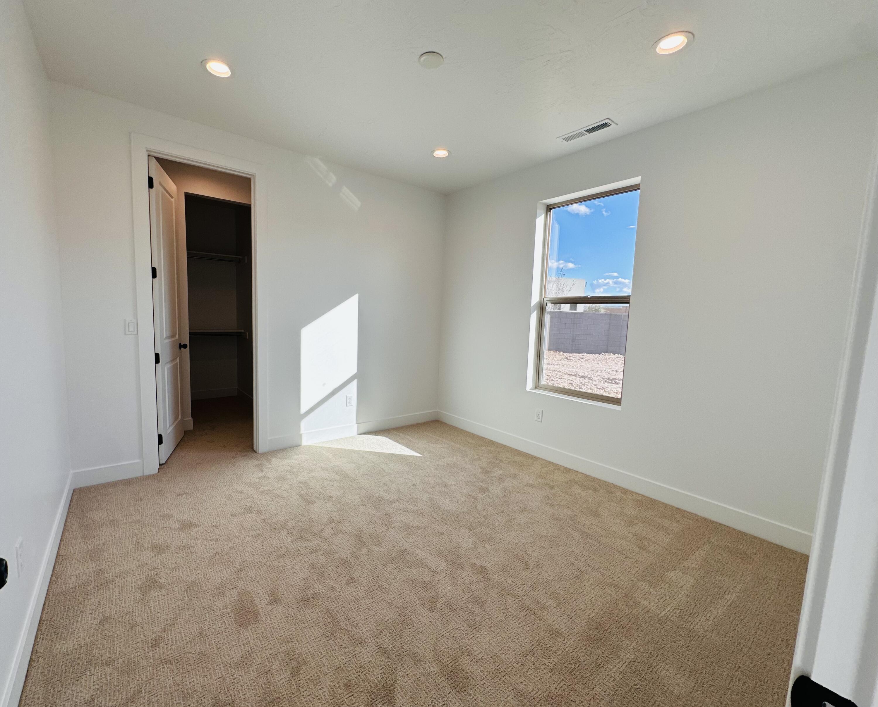 ROSALIA RIDGE AT DIVARIO - Residential