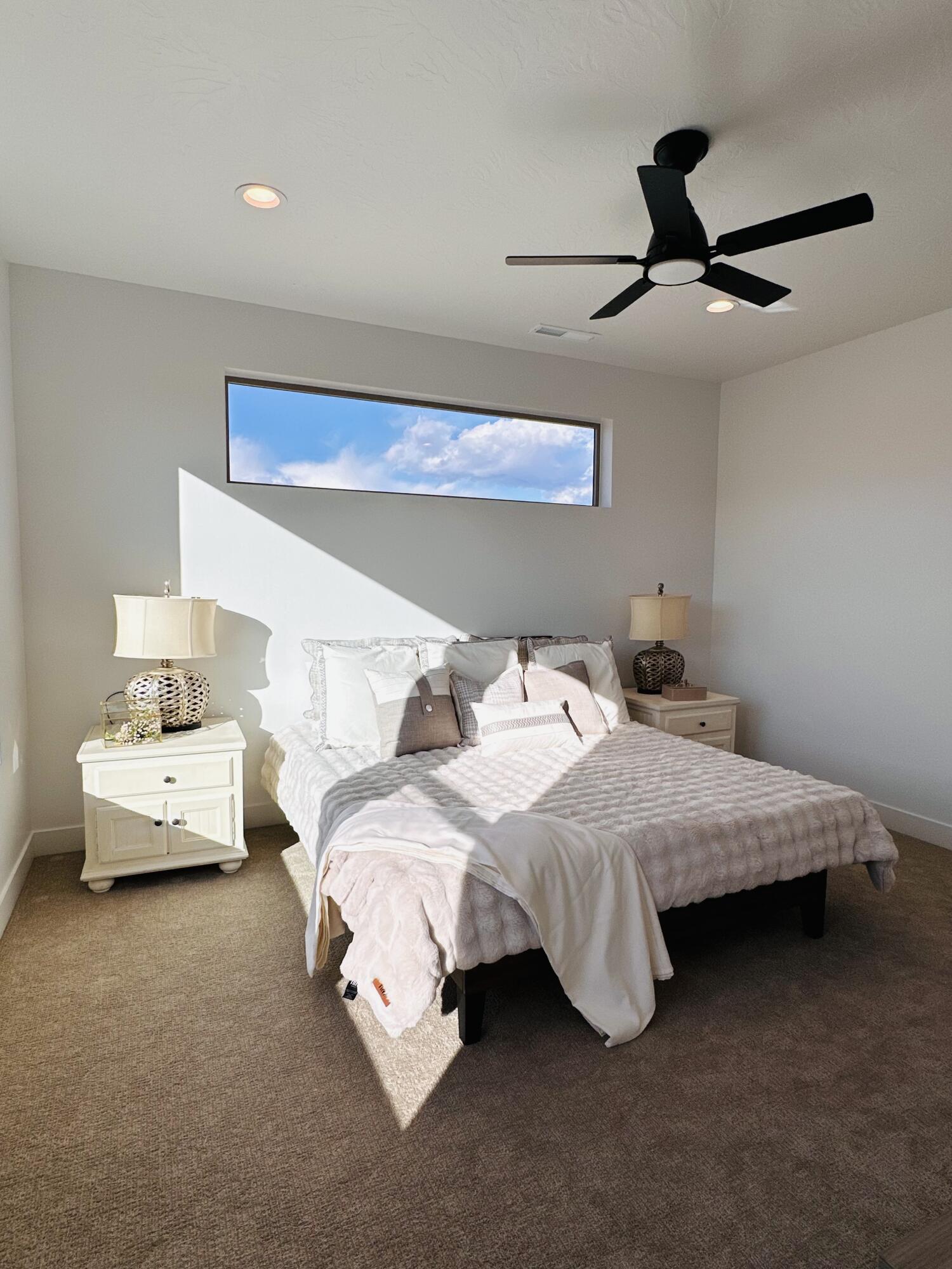 ROSALIA RIDGE AT DIVARIO - Residential