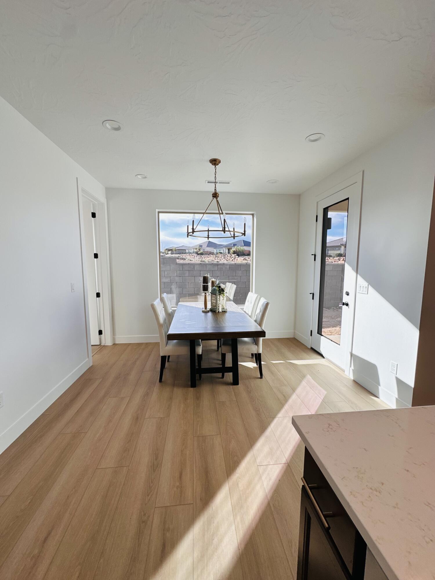 ROSALIA RIDGE AT DIVARIO - Residential