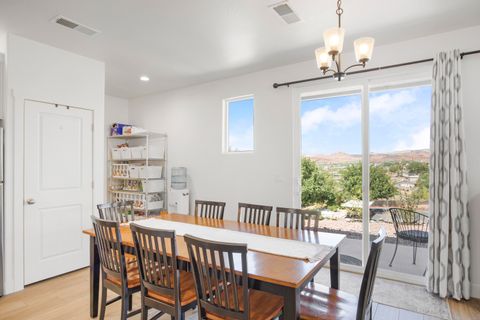 Tiny photo for 438 N Stone Mountain DR 16 #16, Saint George, UT 84770 (MLS # 26-274137)