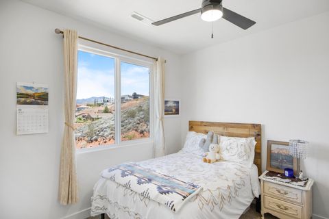 Tiny photo for 438 N Stone Mountain DR 16 #16, Saint George, UT 84770 (MLS # 26-274137)