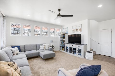 Tiny photo for 438 N Stone Mountain DR 16 #16, Saint George, UT 84770 (MLS # 26-274137)