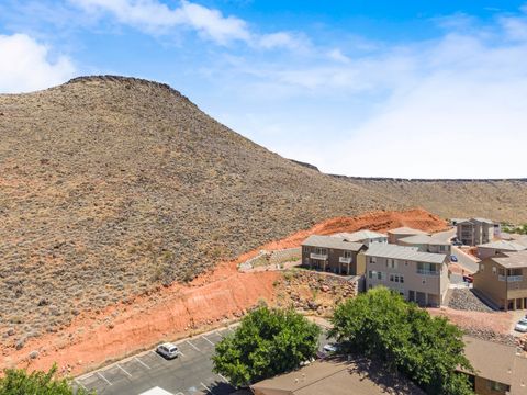 Tiny photo for 438 N Stone Mountain DR 16 #16, Saint George, UT 84770 (MLS # 26-274137)