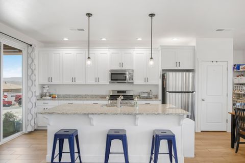 Tiny photo for 438 N Stone Mountain DR 16 #16, Saint George, UT 84770 (MLS # 26-274137)
