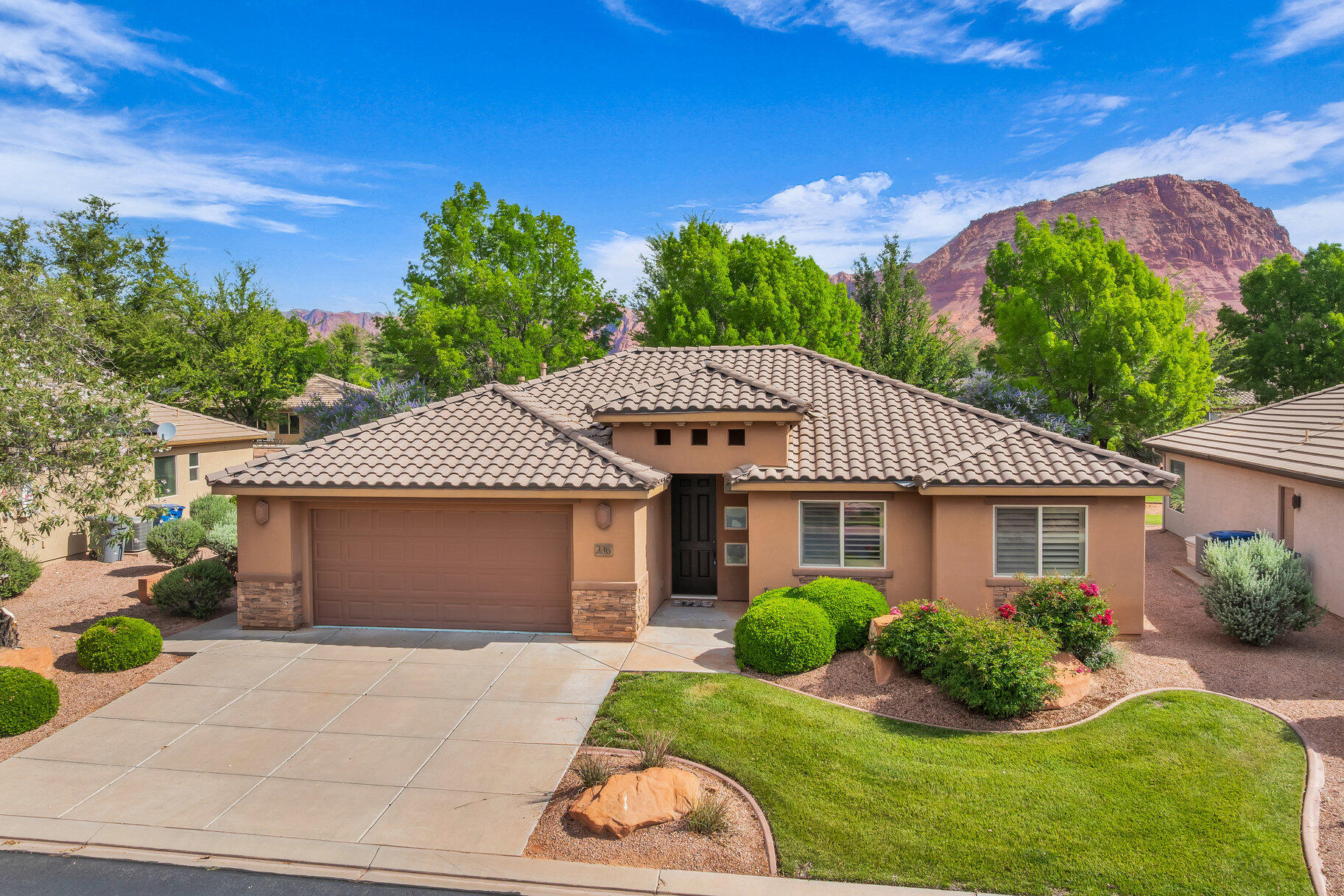 ANTHEM ESTATES - Residential