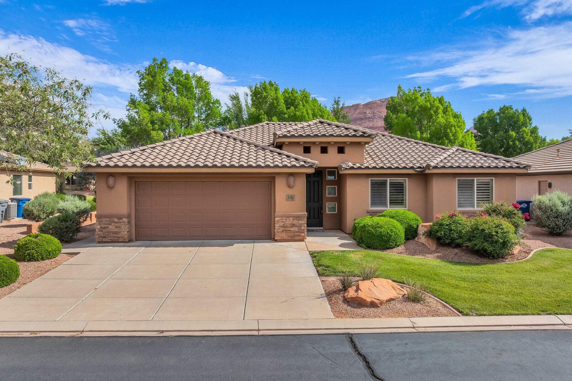 ANTHEM ESTATES - Residential