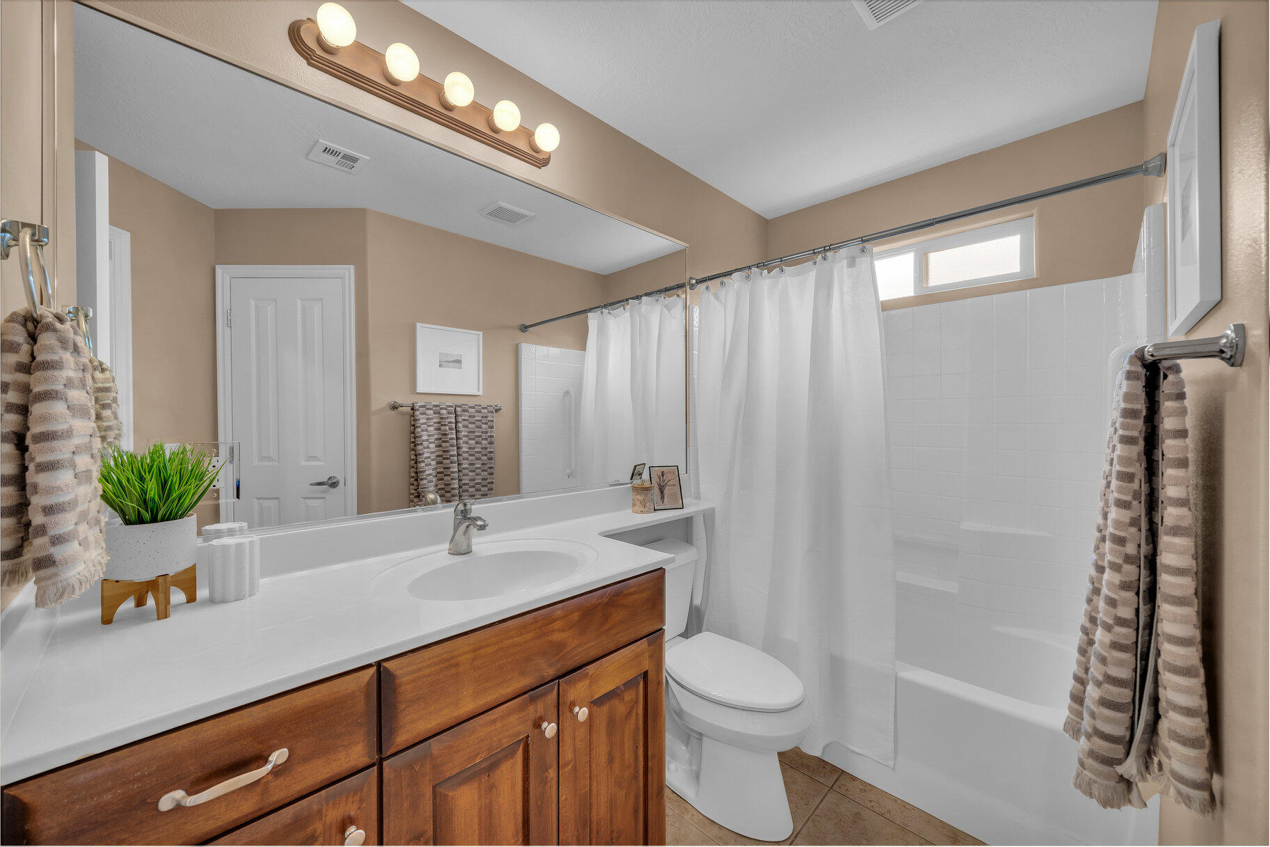 ANTHEM ESTATES - Residential