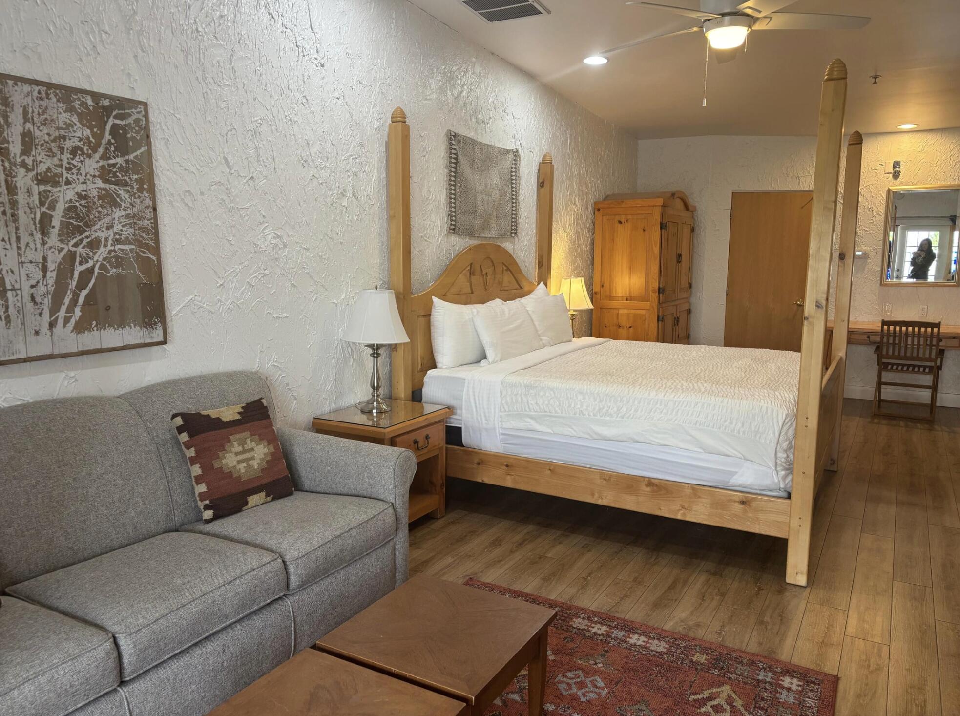 AMIRA AT GREEN VALLEY - Residential