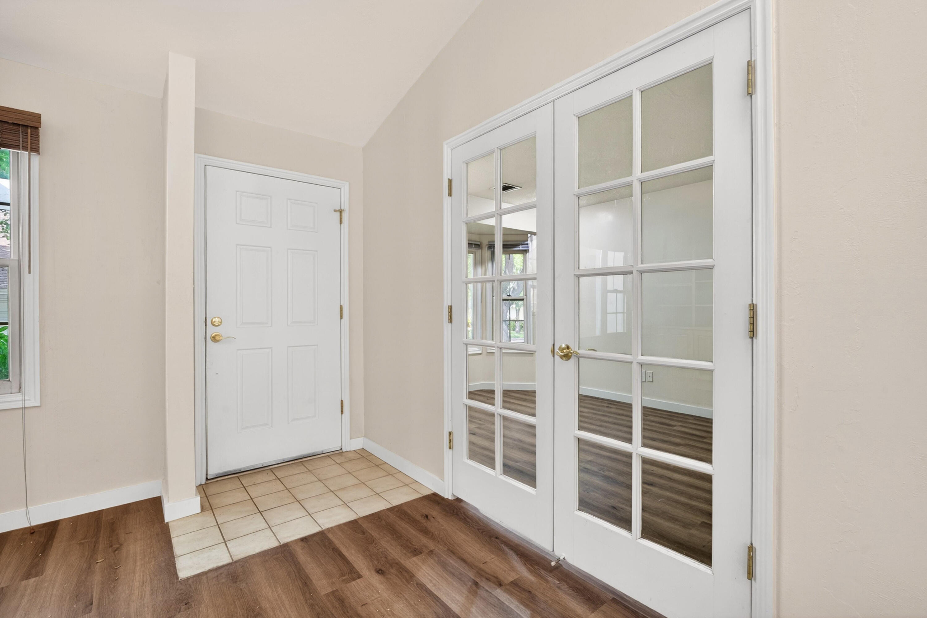 RED CANYON TOWNHOMES - Residential