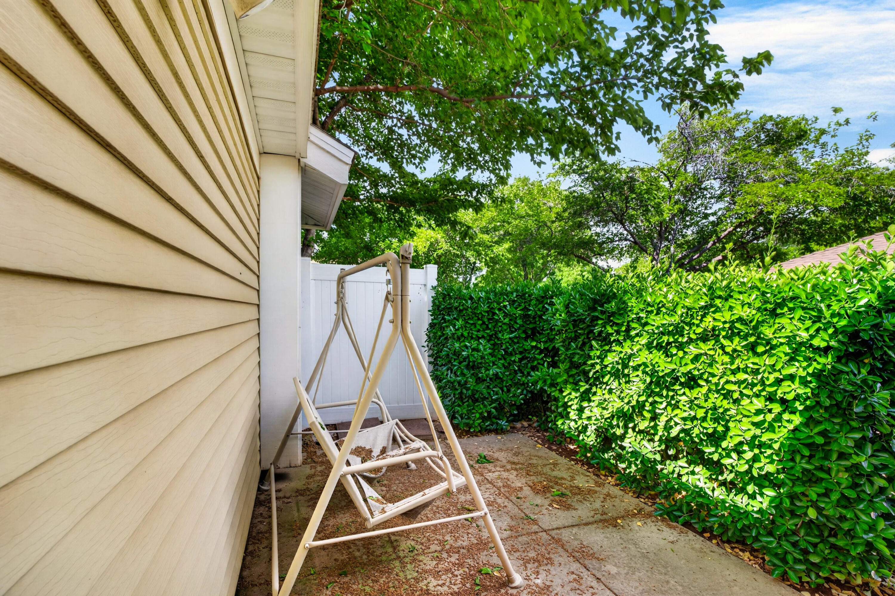 RED CANYON TOWNHOMES - Residential