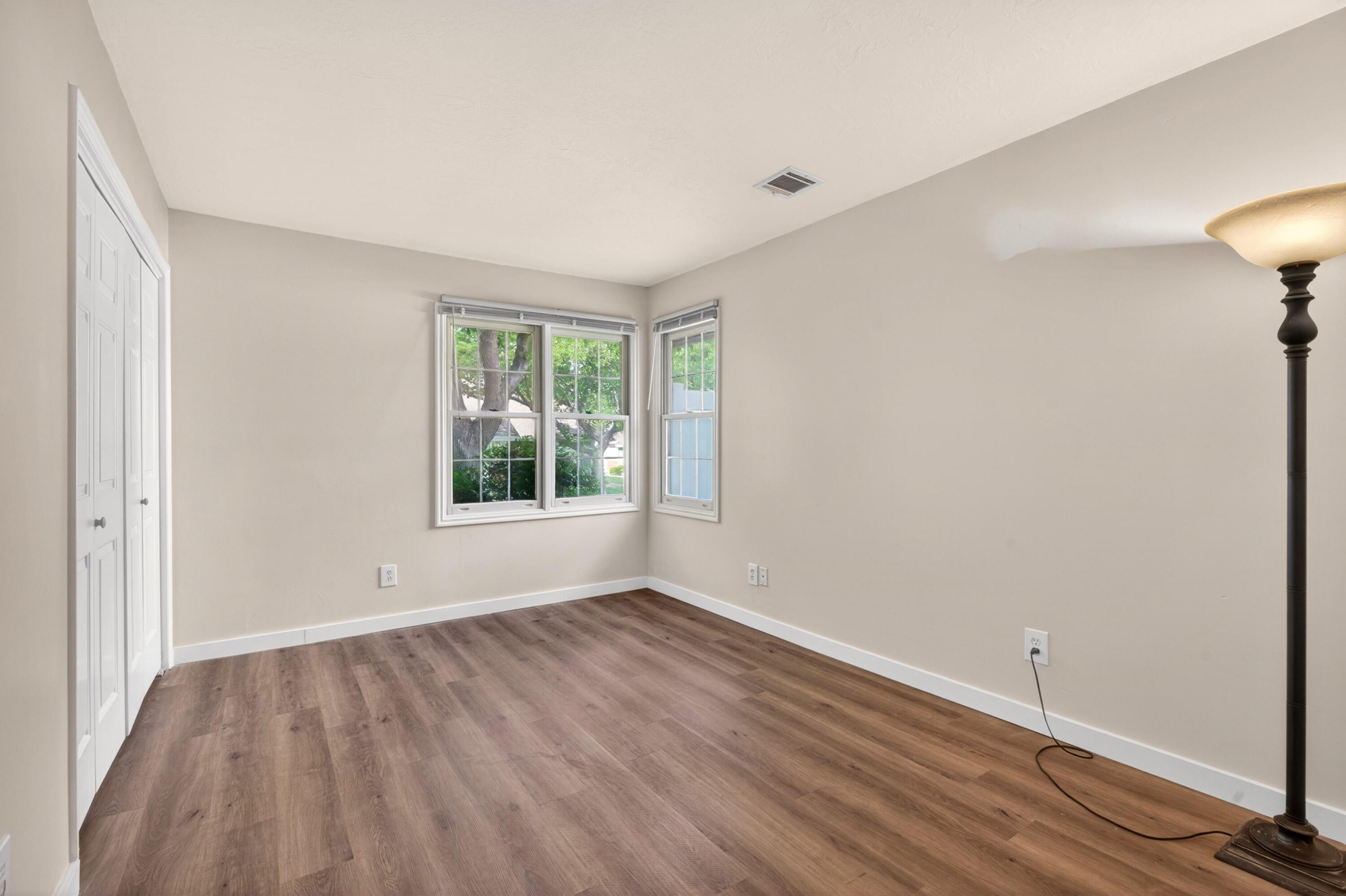 RED CANYON TOWNHOMES - Residential