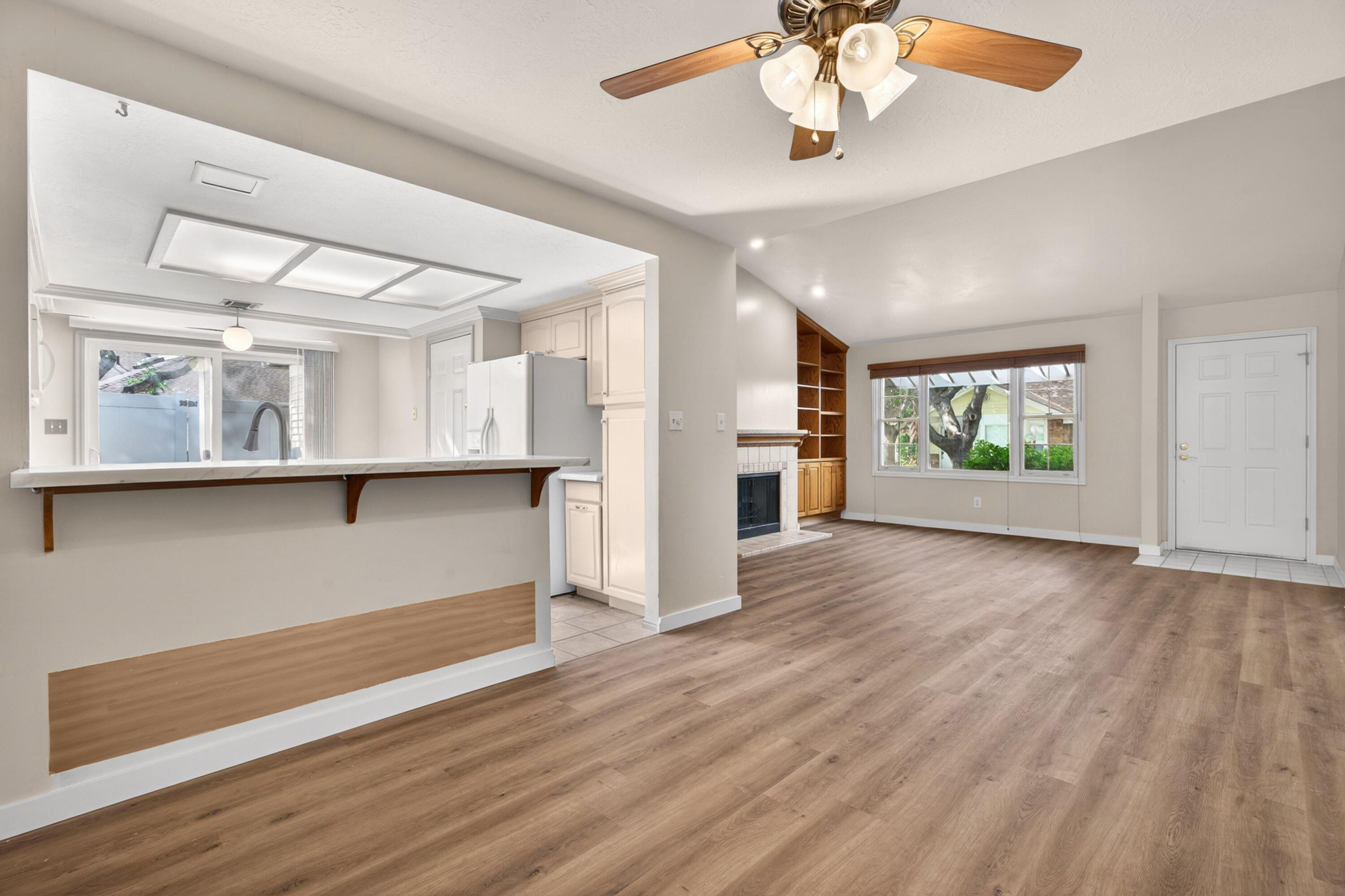 RED CANYON TOWNHOMES - Residential