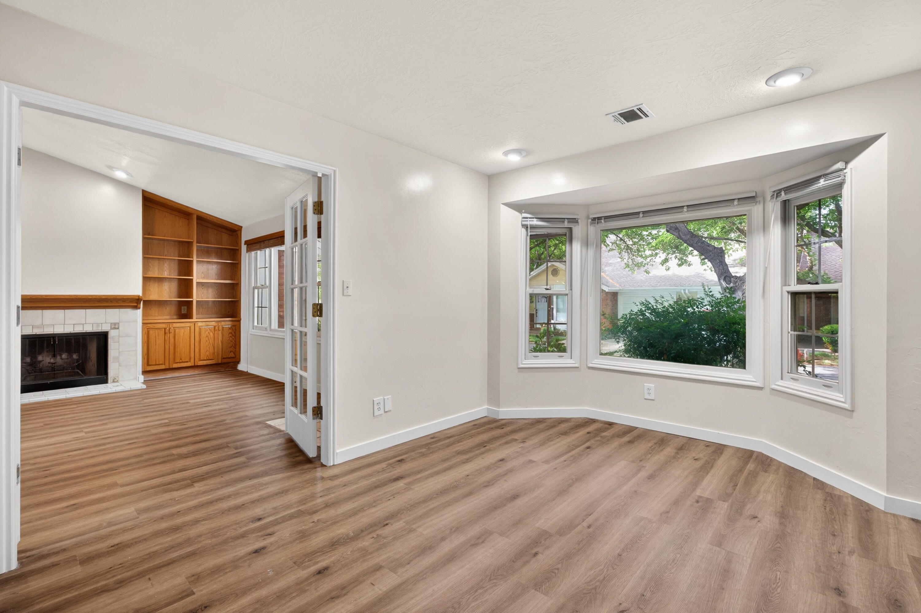 RED CANYON TOWNHOMES - Residential