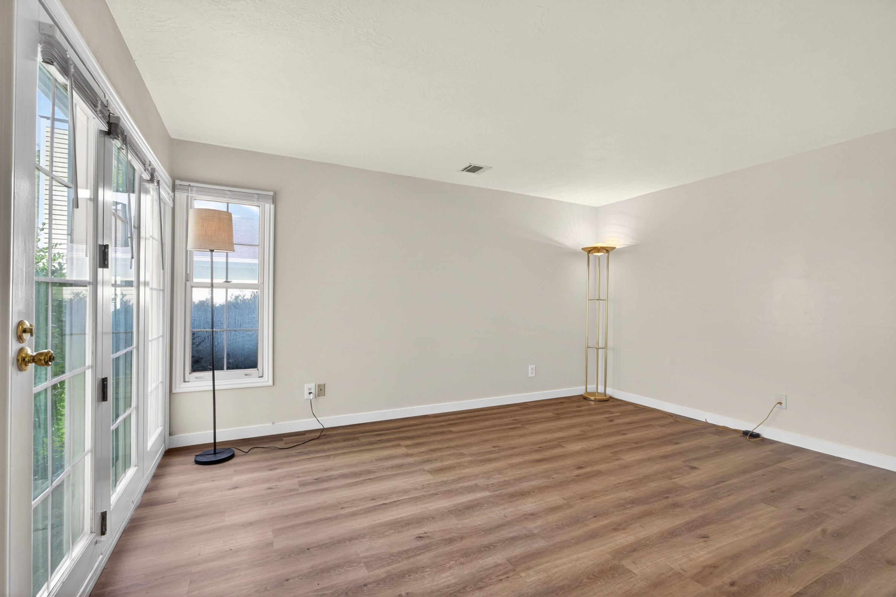 RED CANYON TOWNHOMES - Residential