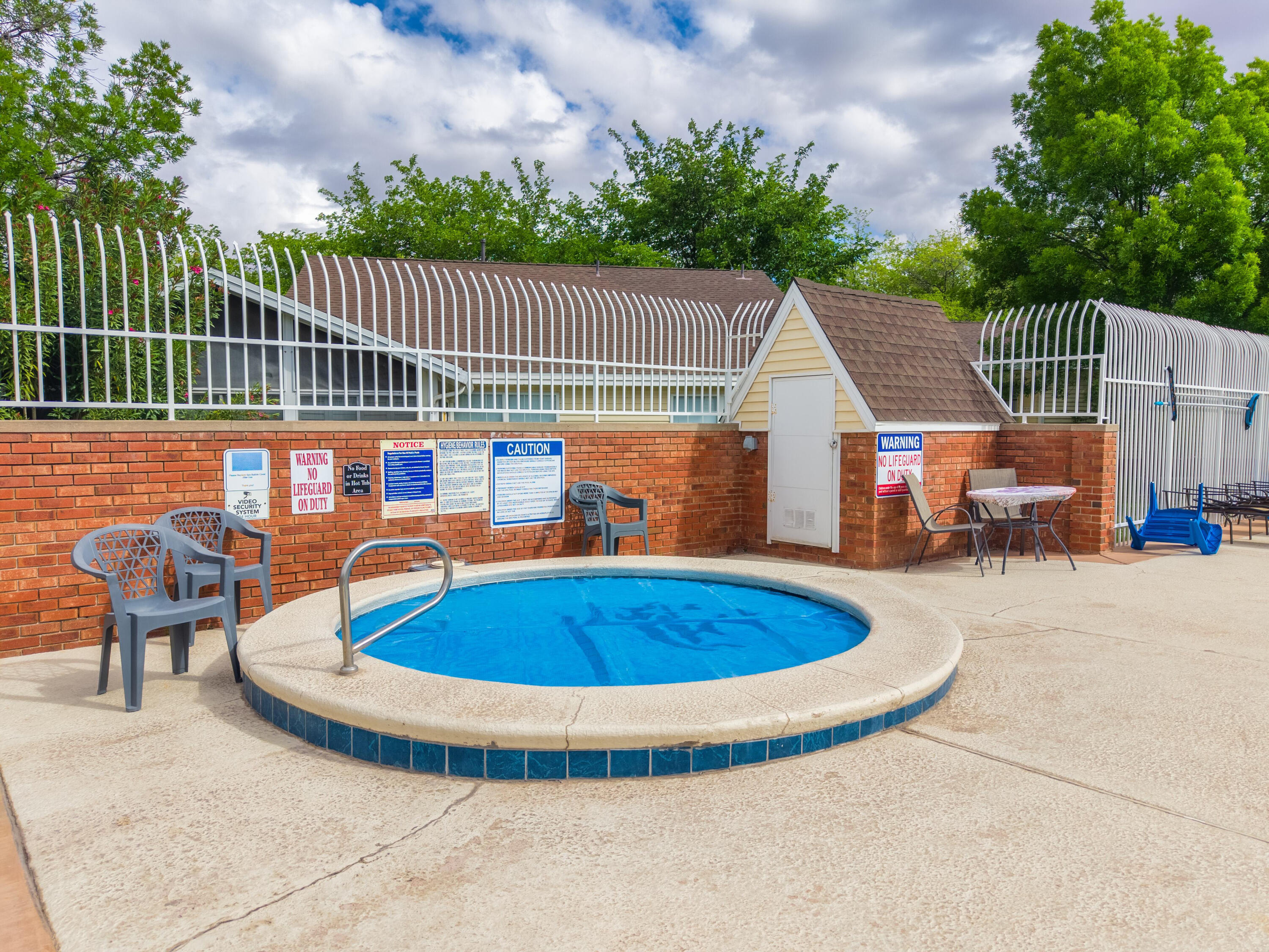 RED CANYON TOWNHOMES - Residential