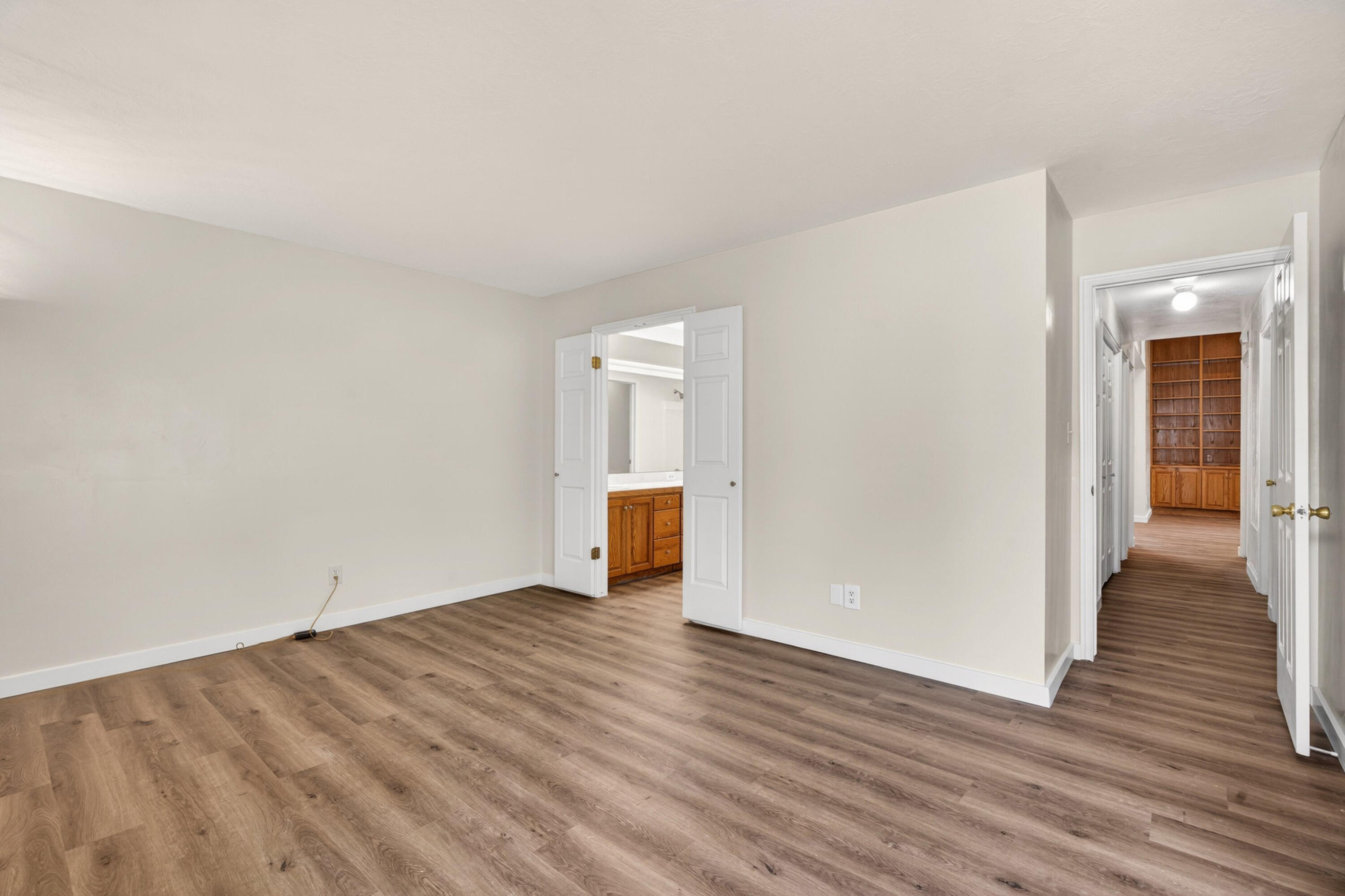 RED CANYON TOWNHOMES - Residential