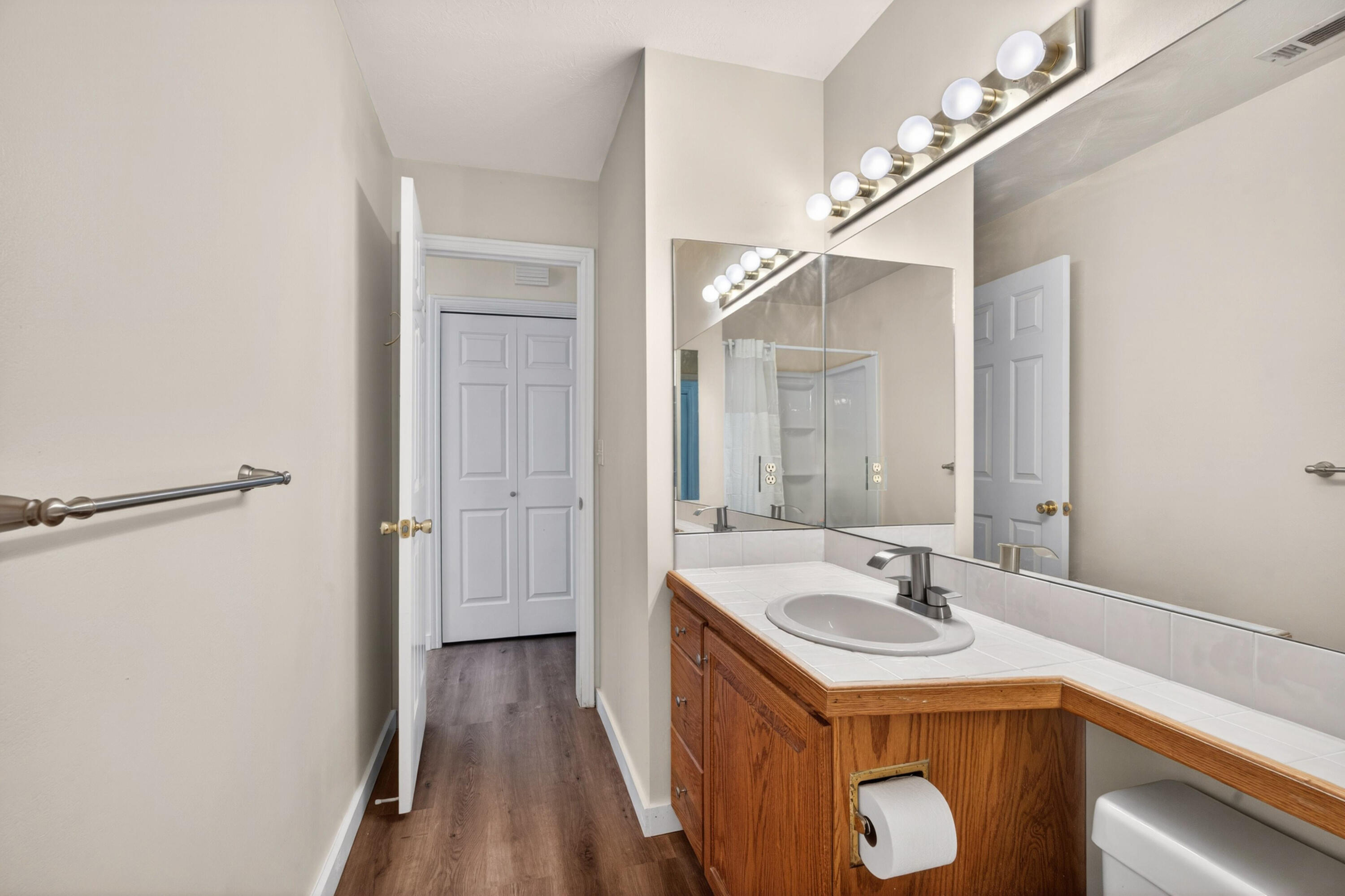 RED CANYON TOWNHOMES - Residential