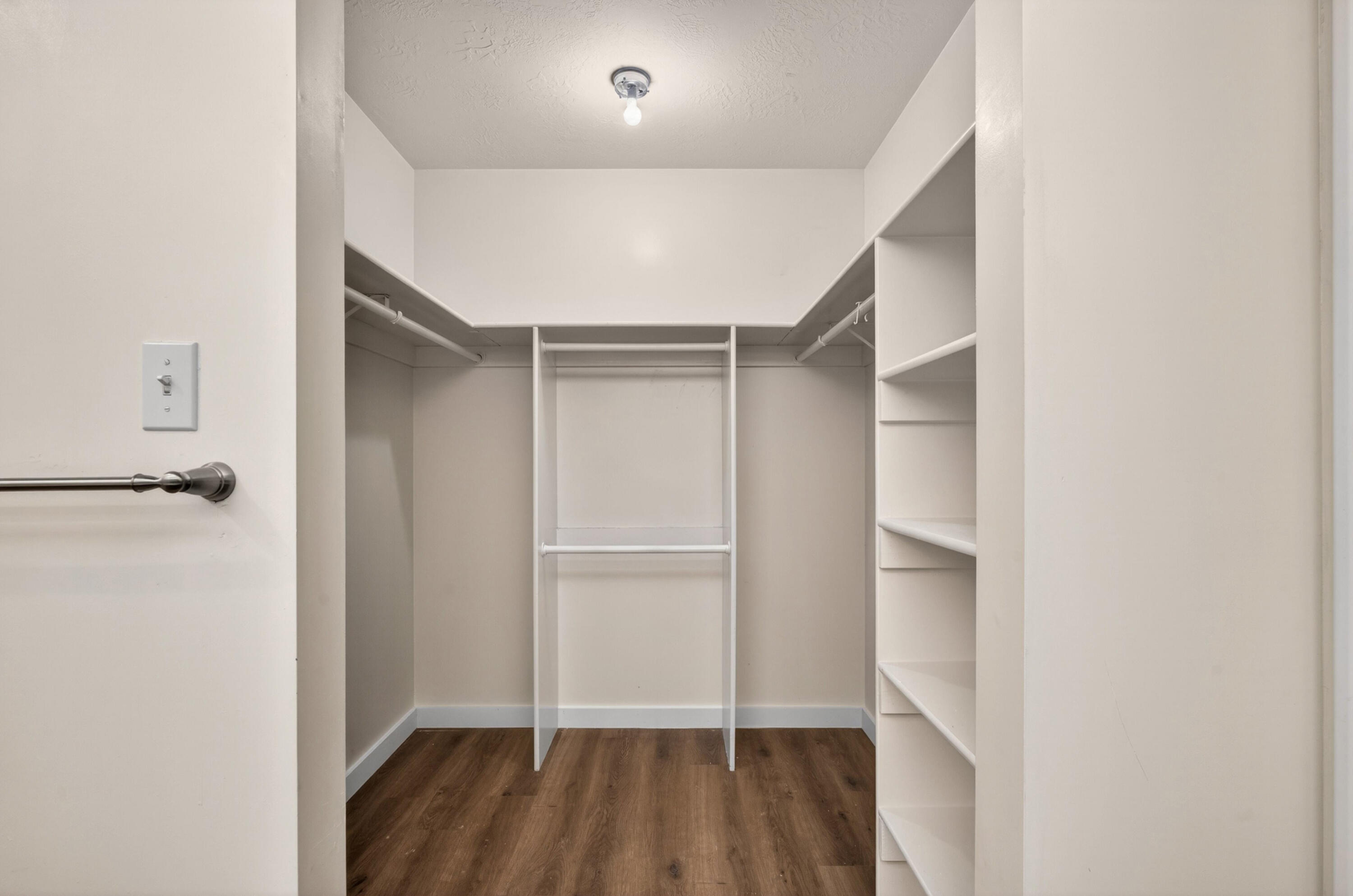 RED CANYON TOWNHOMES - Residential