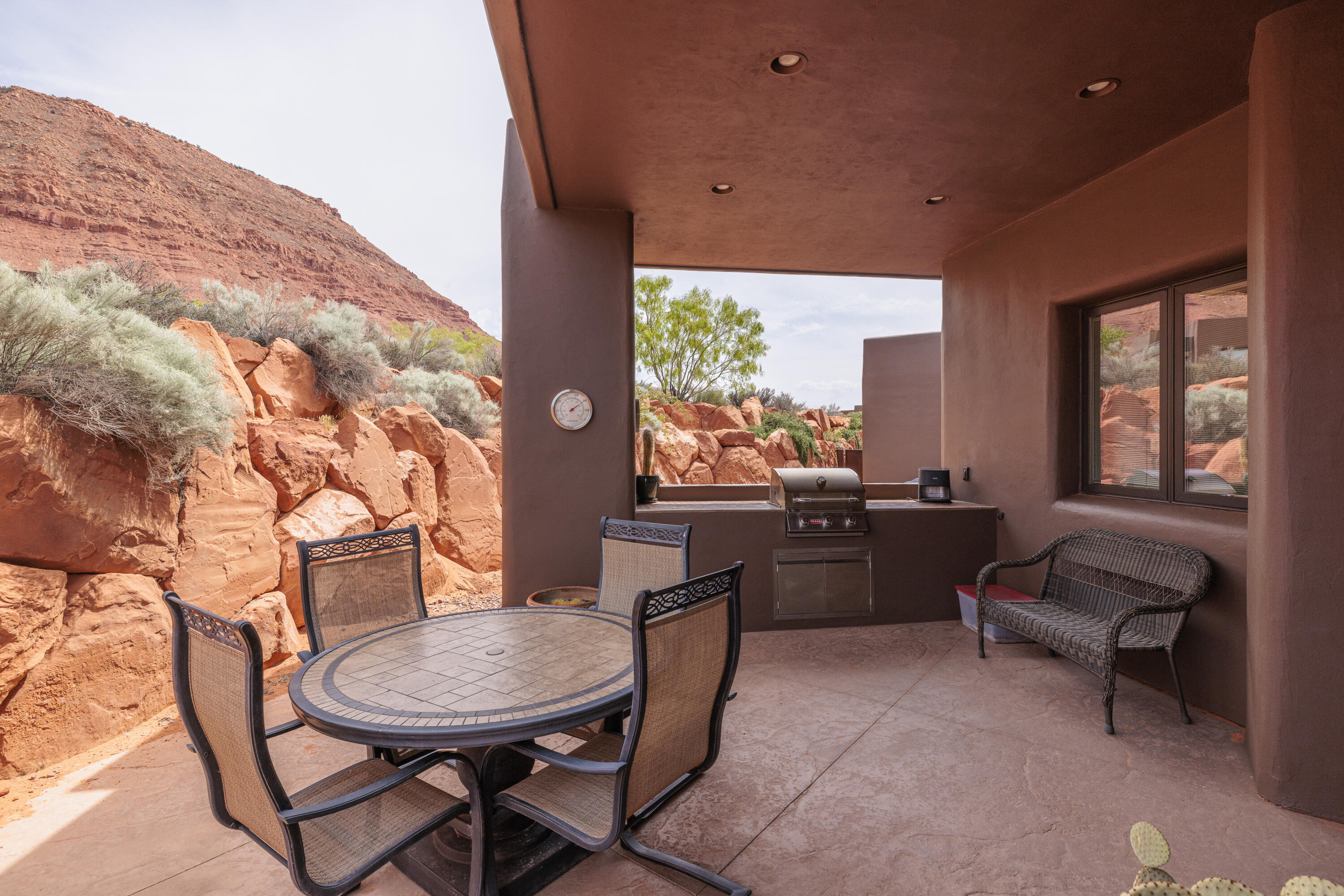 TAVIAWK - Residential