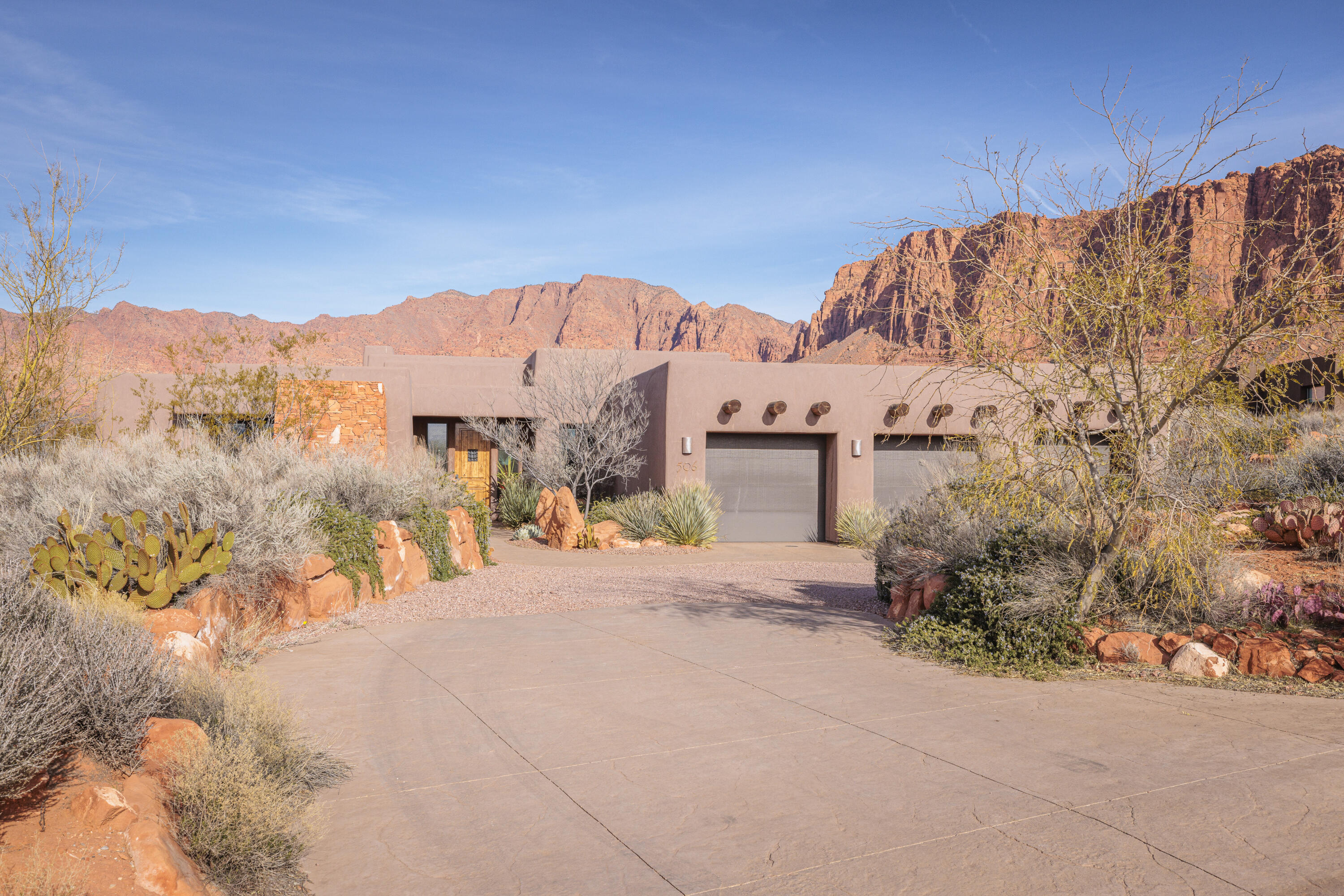 TAVIAWK - Residential