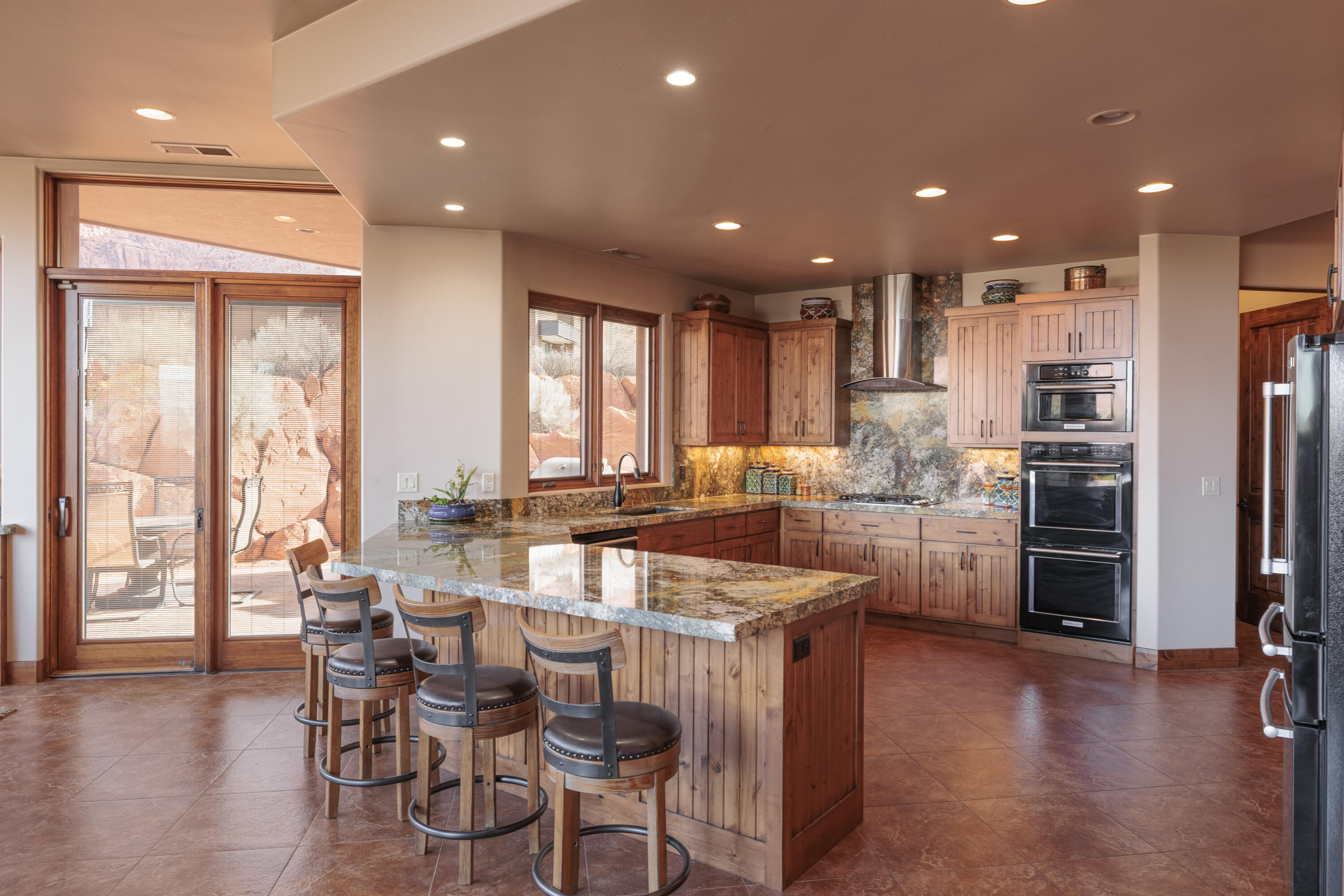 TAVIAWK - Residential