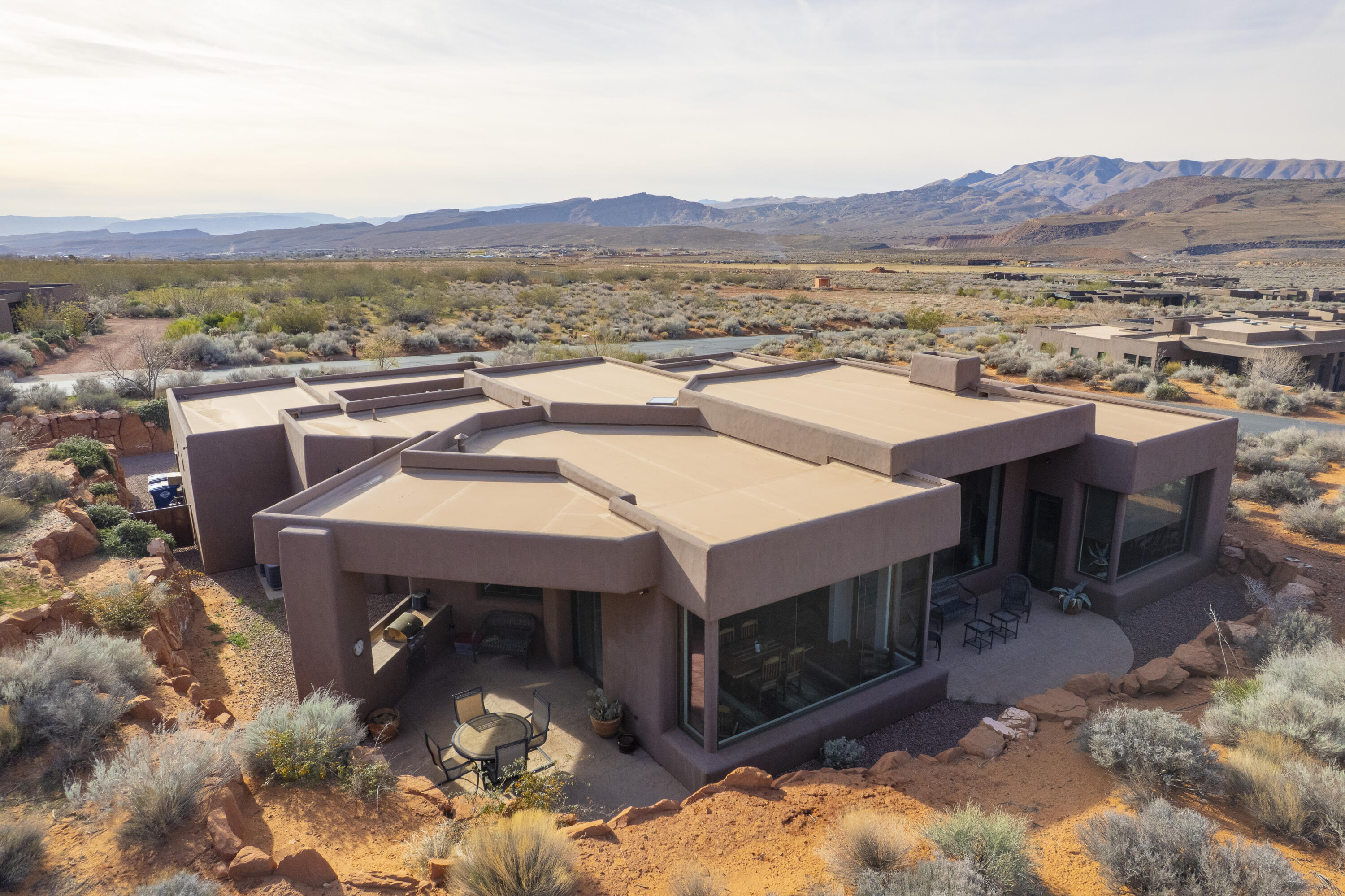 TAVIAWK - Residential