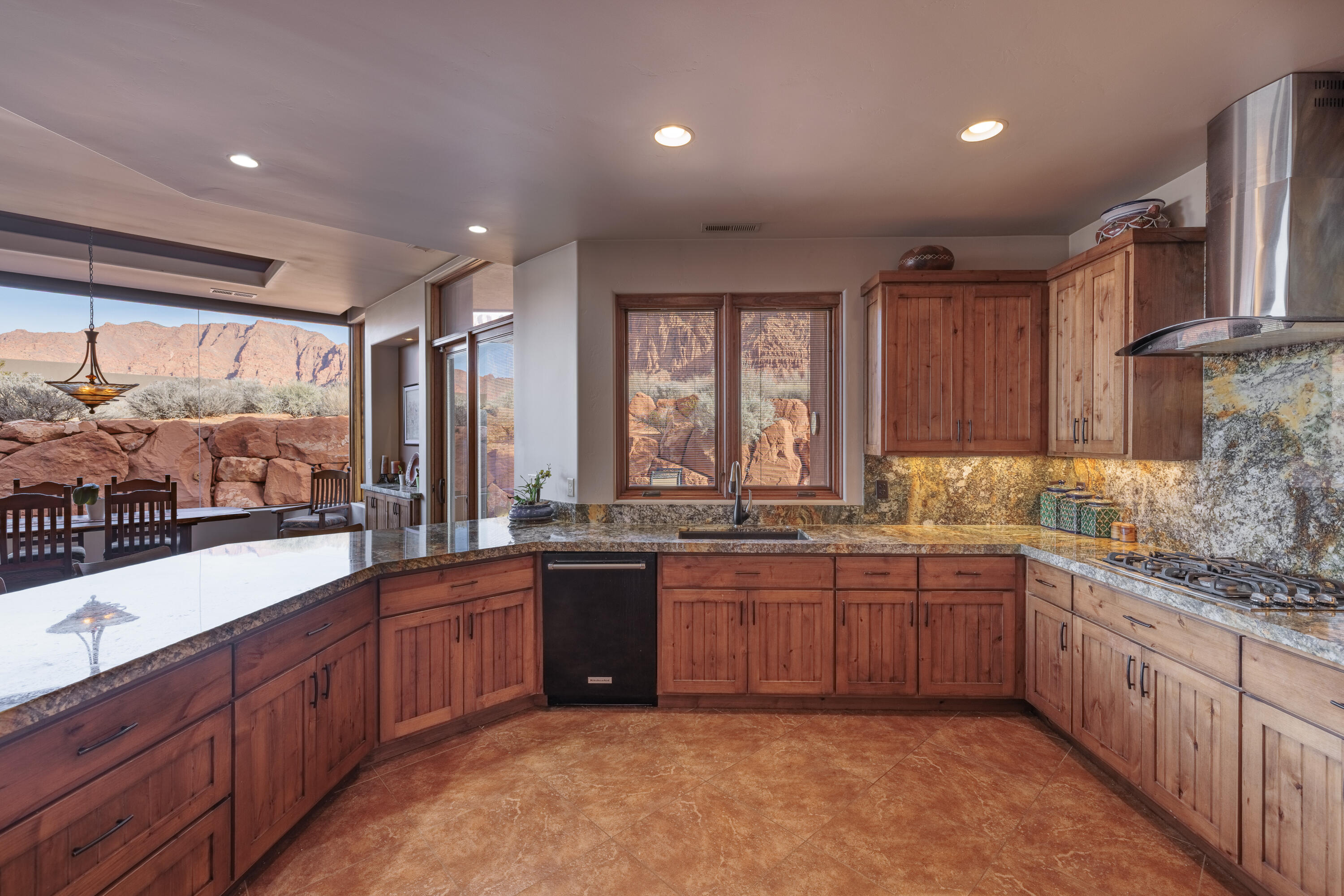 TAVIAWK - Residential