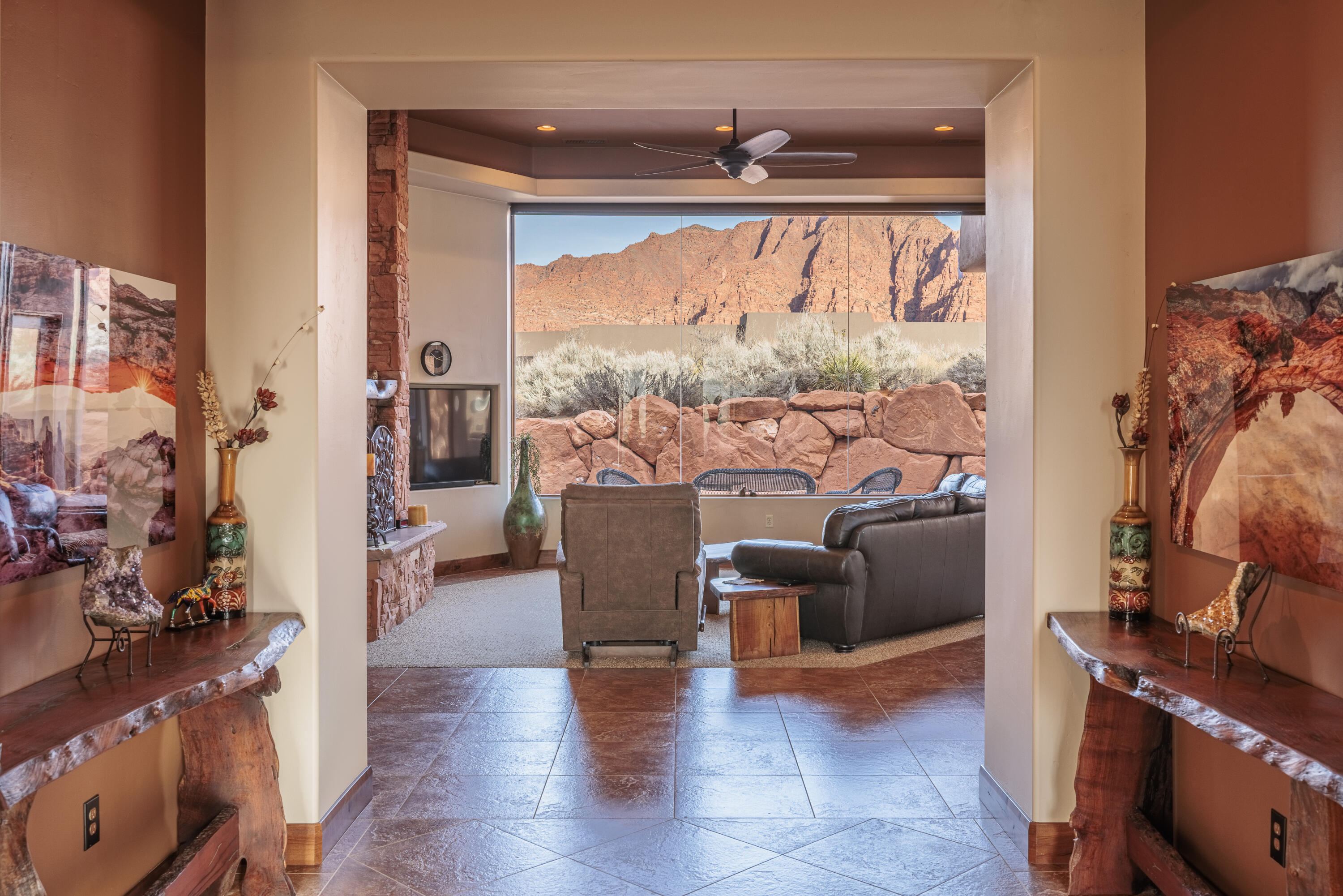 TAVIAWK - Residential