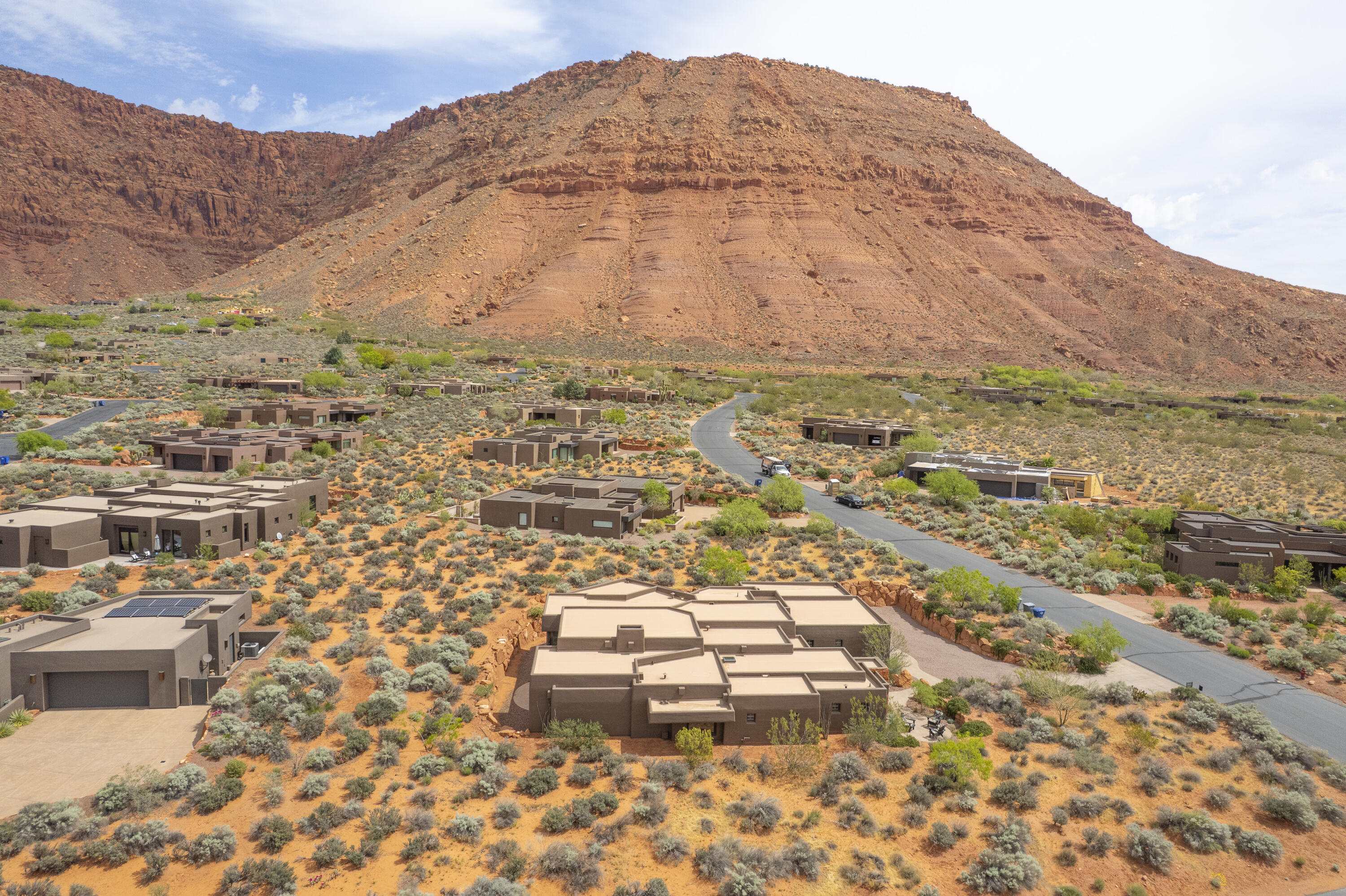 TAVIAWK - Residential