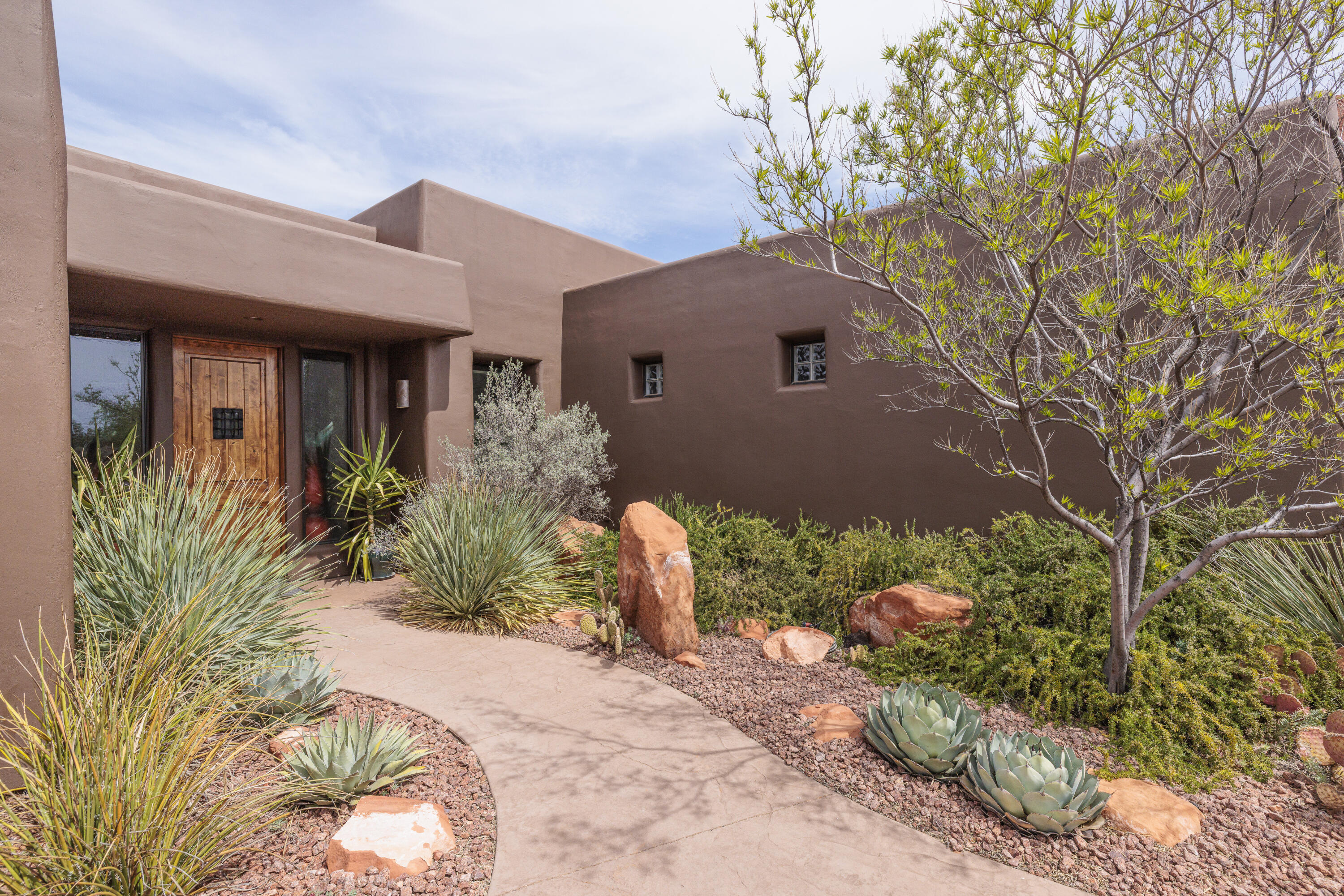 TAVIAWK - Residential