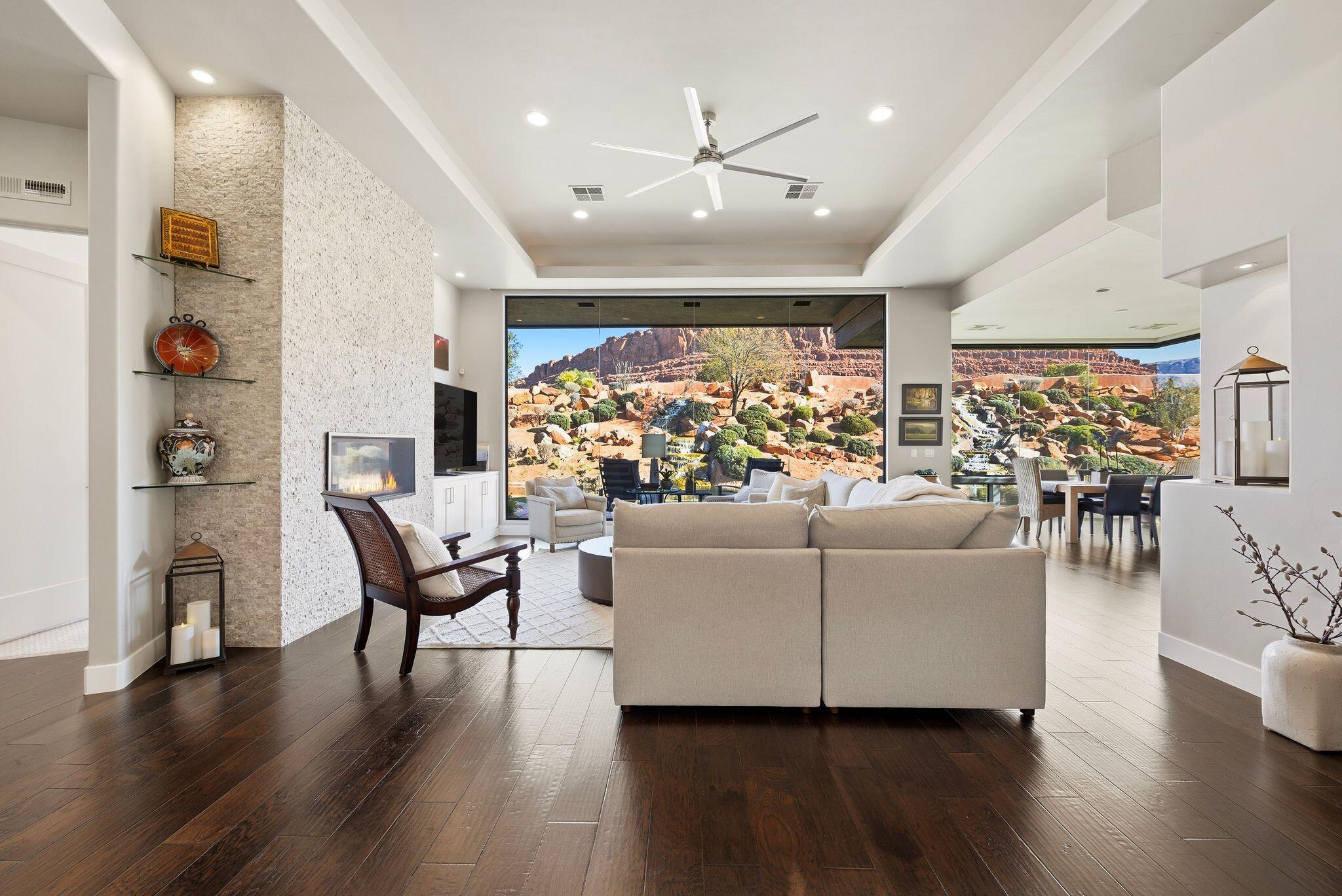 KACHINA SPRINGS SOUTH AT ENTRADA - Residential