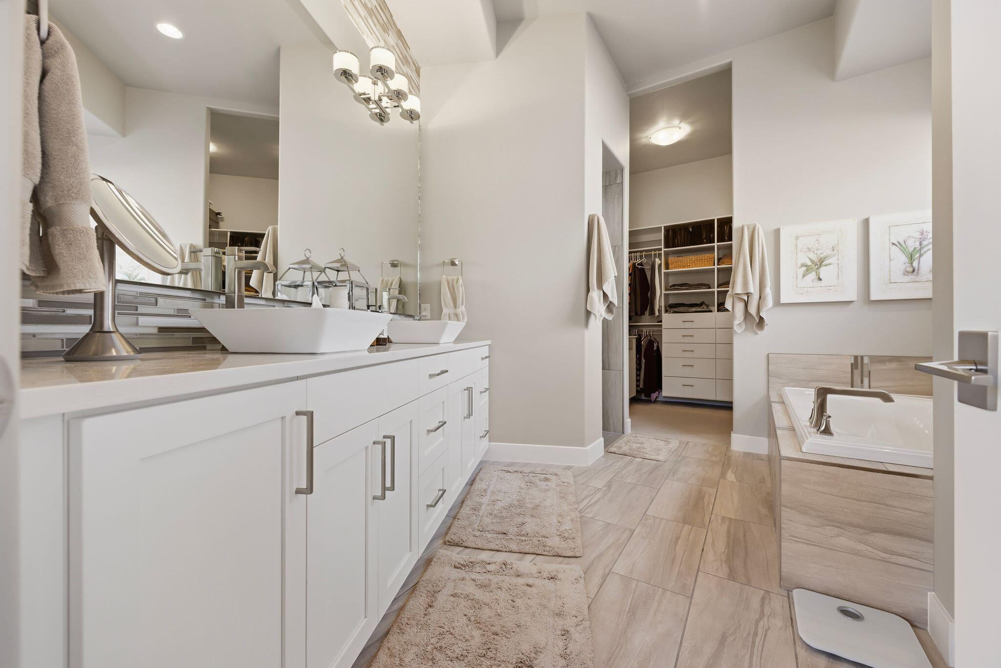 KACHINA SPRINGS SOUTH AT ENTRADA - Residential