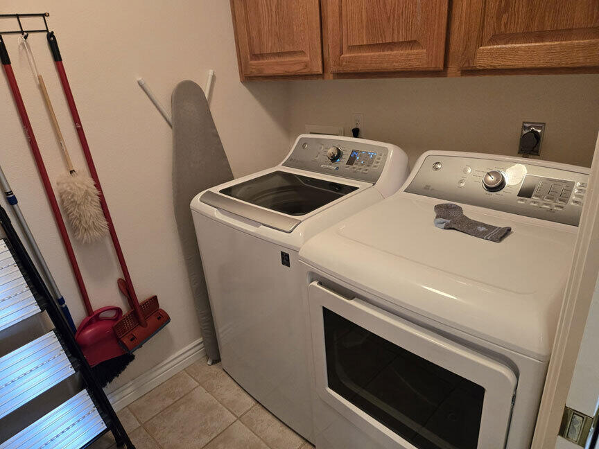 PARADISE COVE TOWNHOMES - Residential