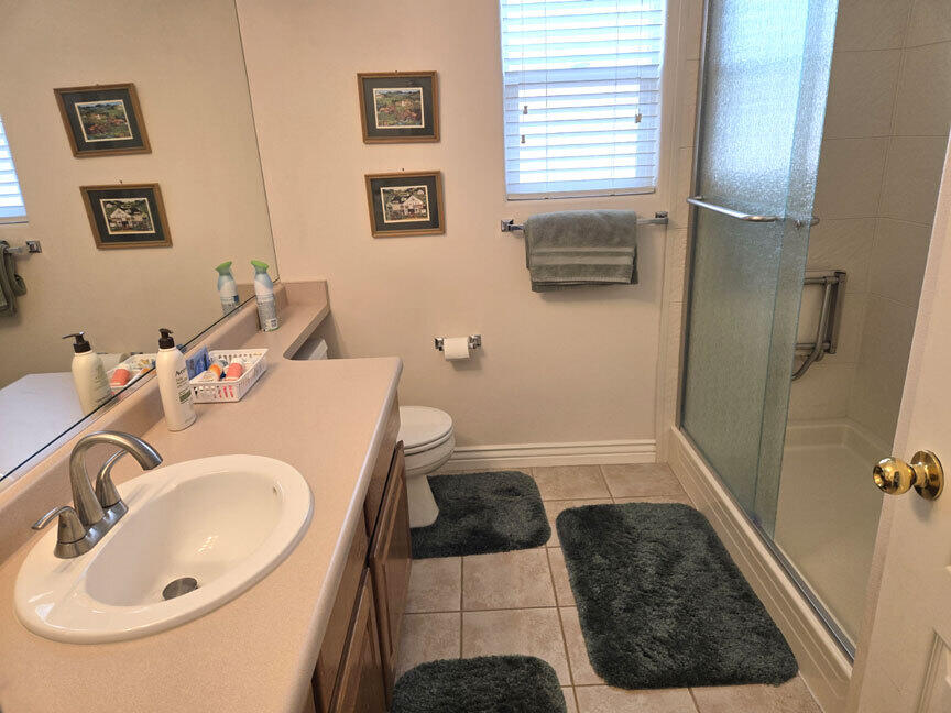 PARADISE COVE TOWNHOMES - Residential