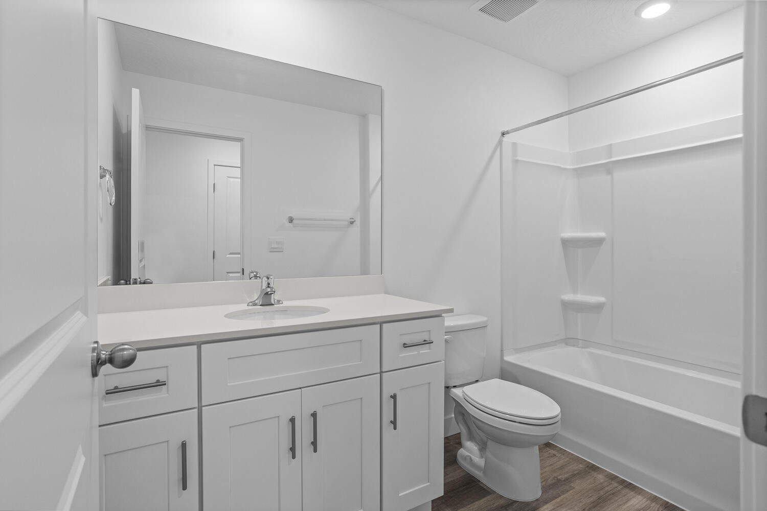 CORRAL HOLLOW AT LONG VALLEY - Residential