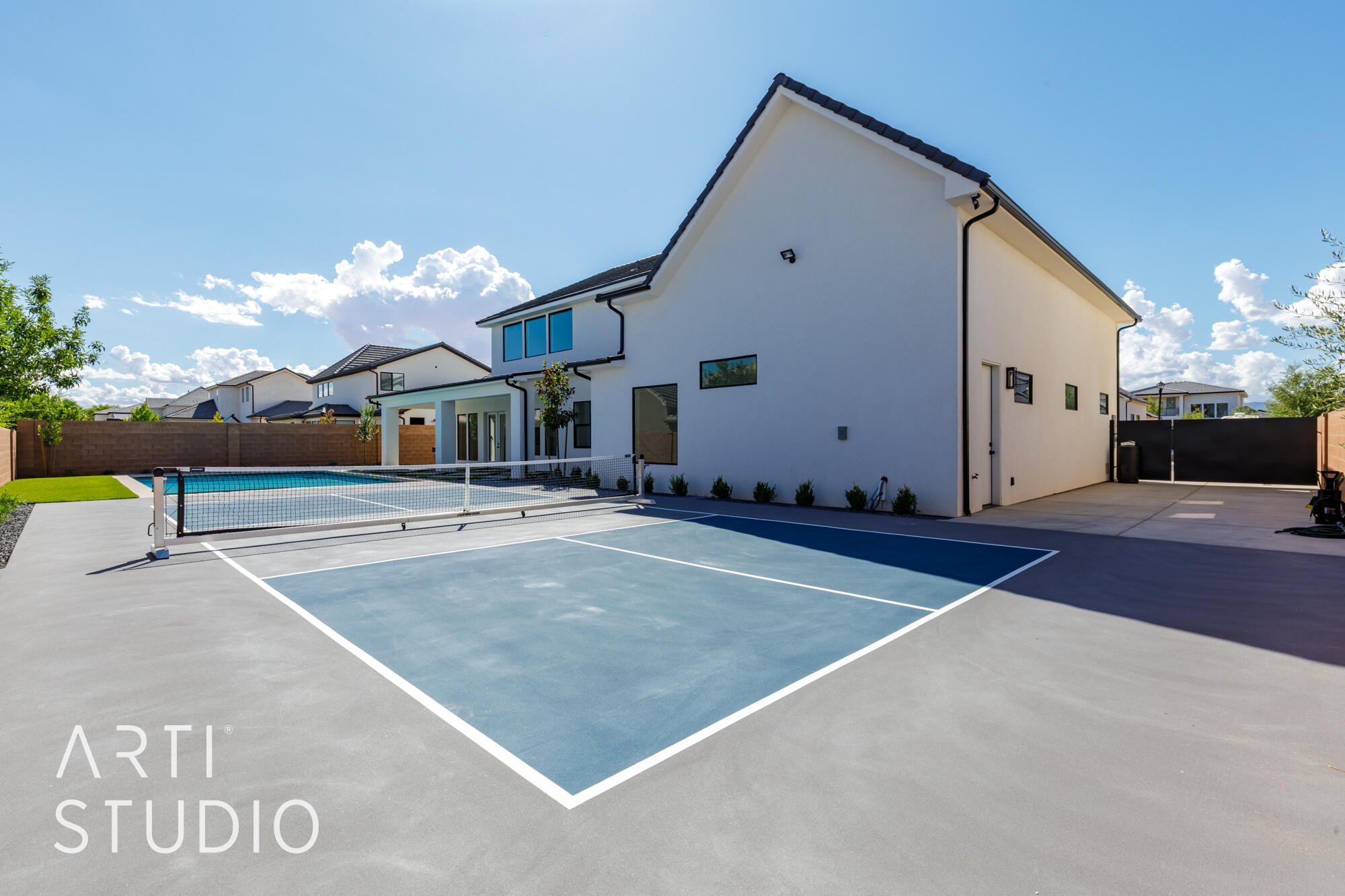 FIELDSTONE - Residential