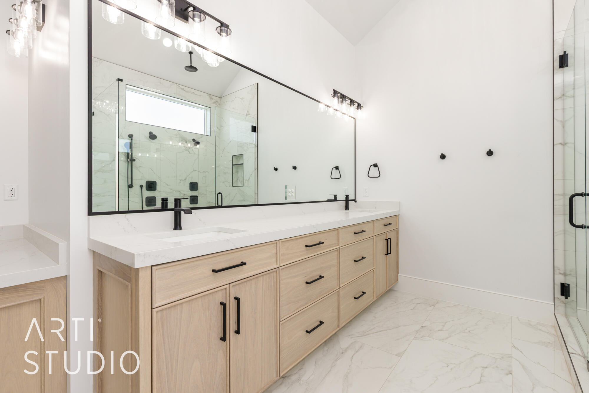 FIELDSTONE - Residential