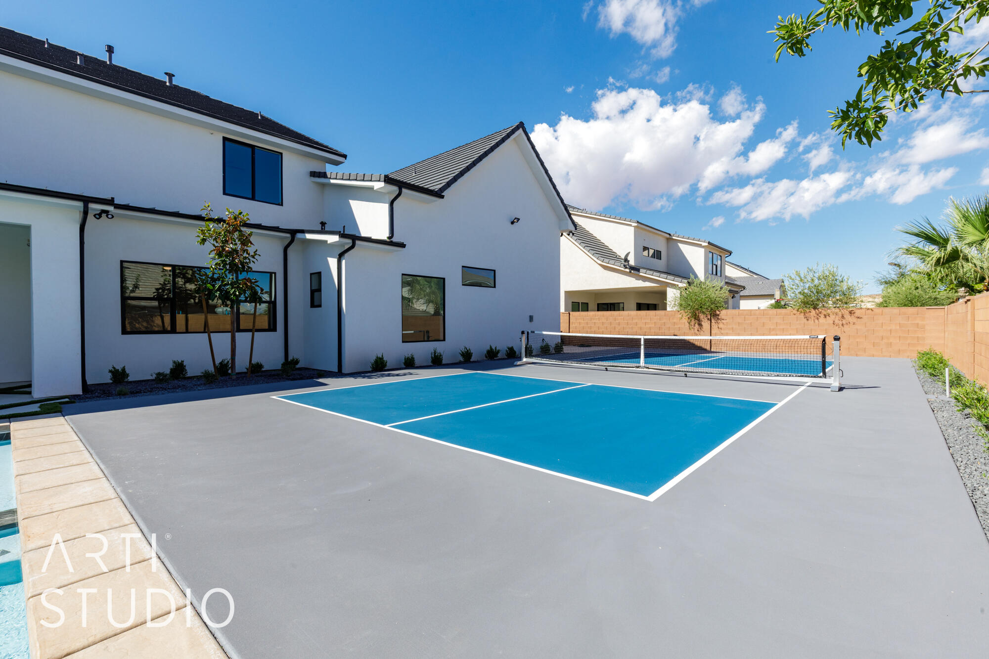 FIELDSTONE - Residential