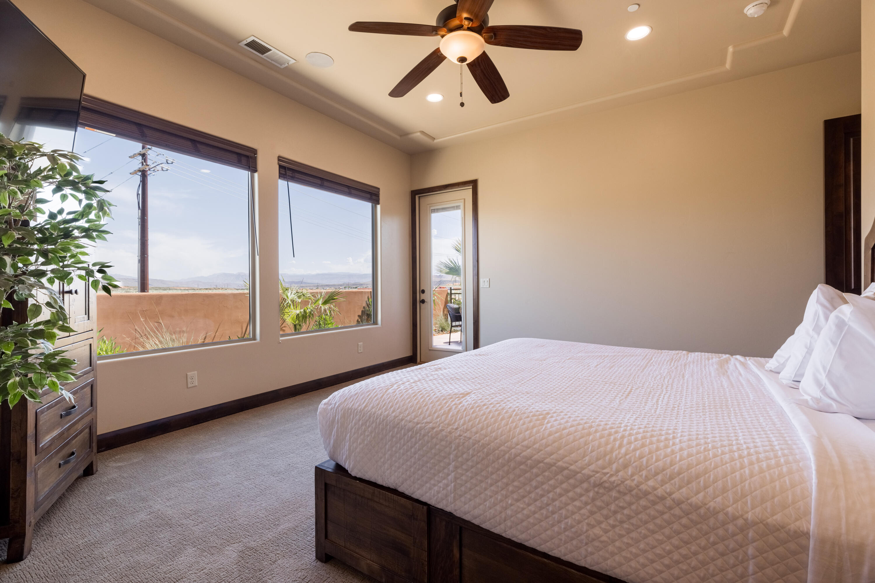 RETREAT AT SAND HOLLOW RESORT - Residential