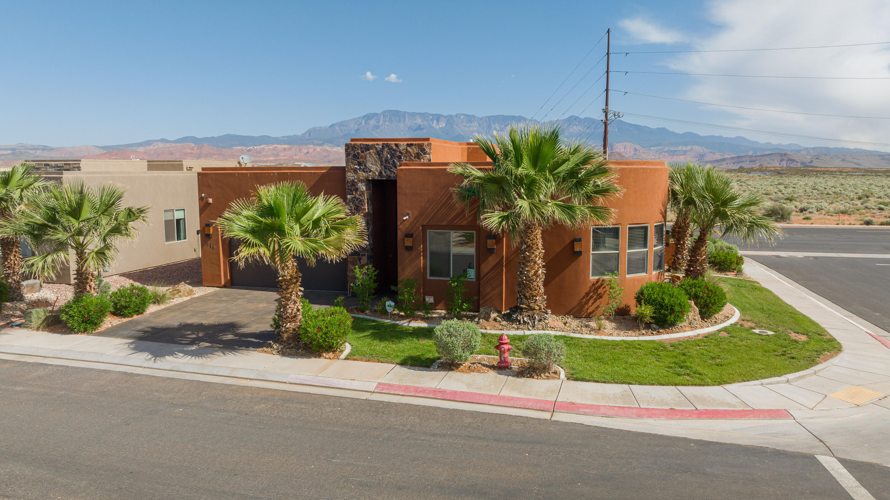 RETREAT AT SAND HOLLOW RESORT - Residential