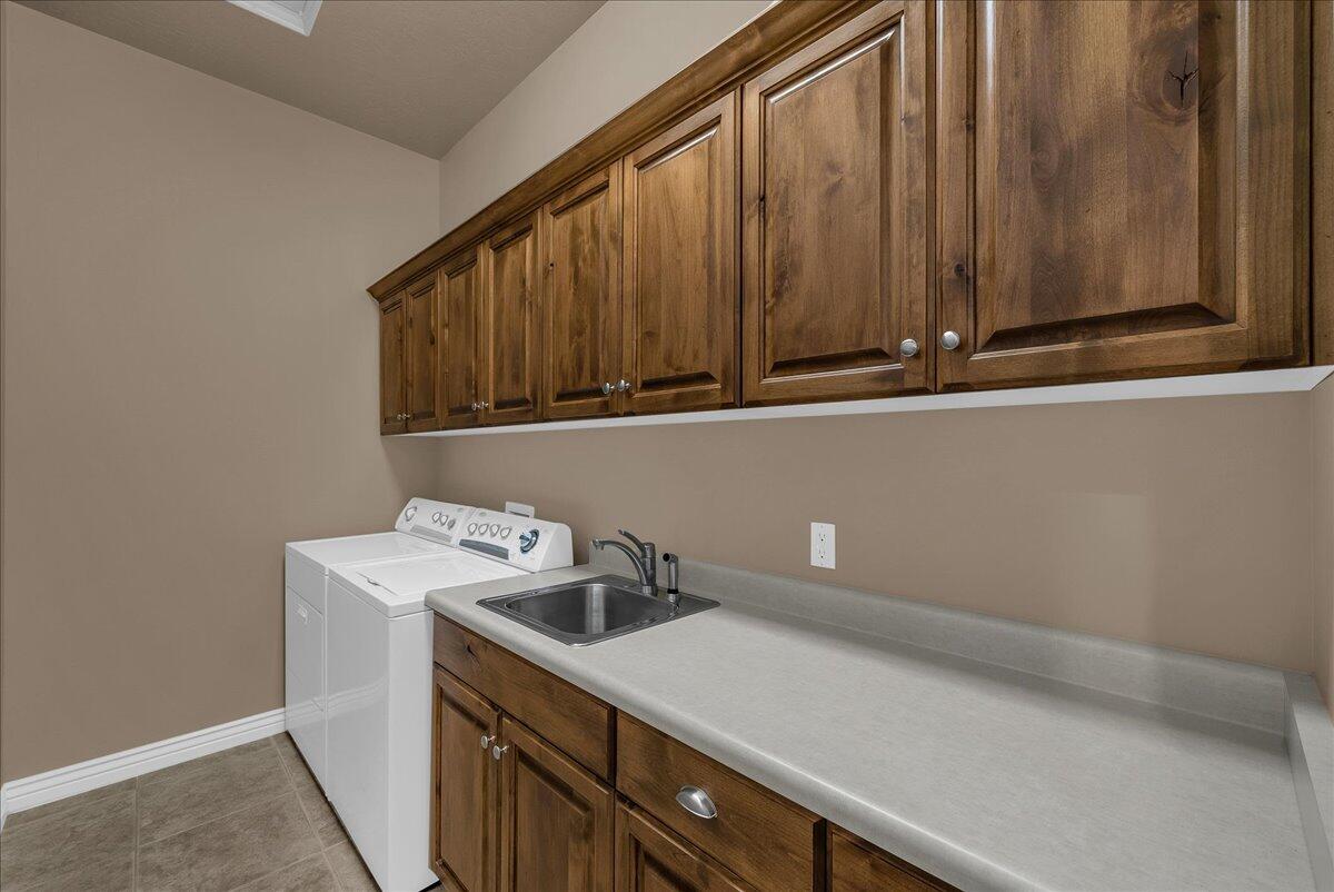 PRIMROSE POINT - Residential