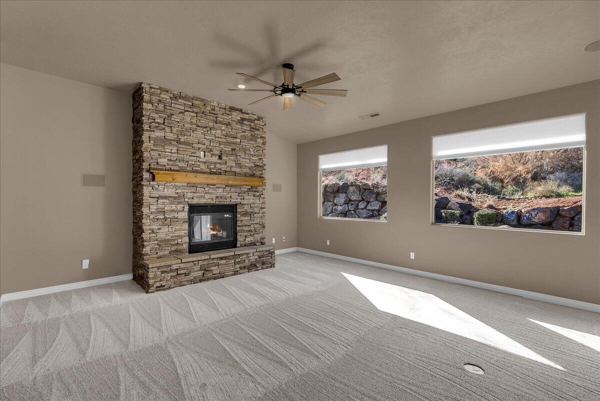 PRIMROSE POINT - Residential