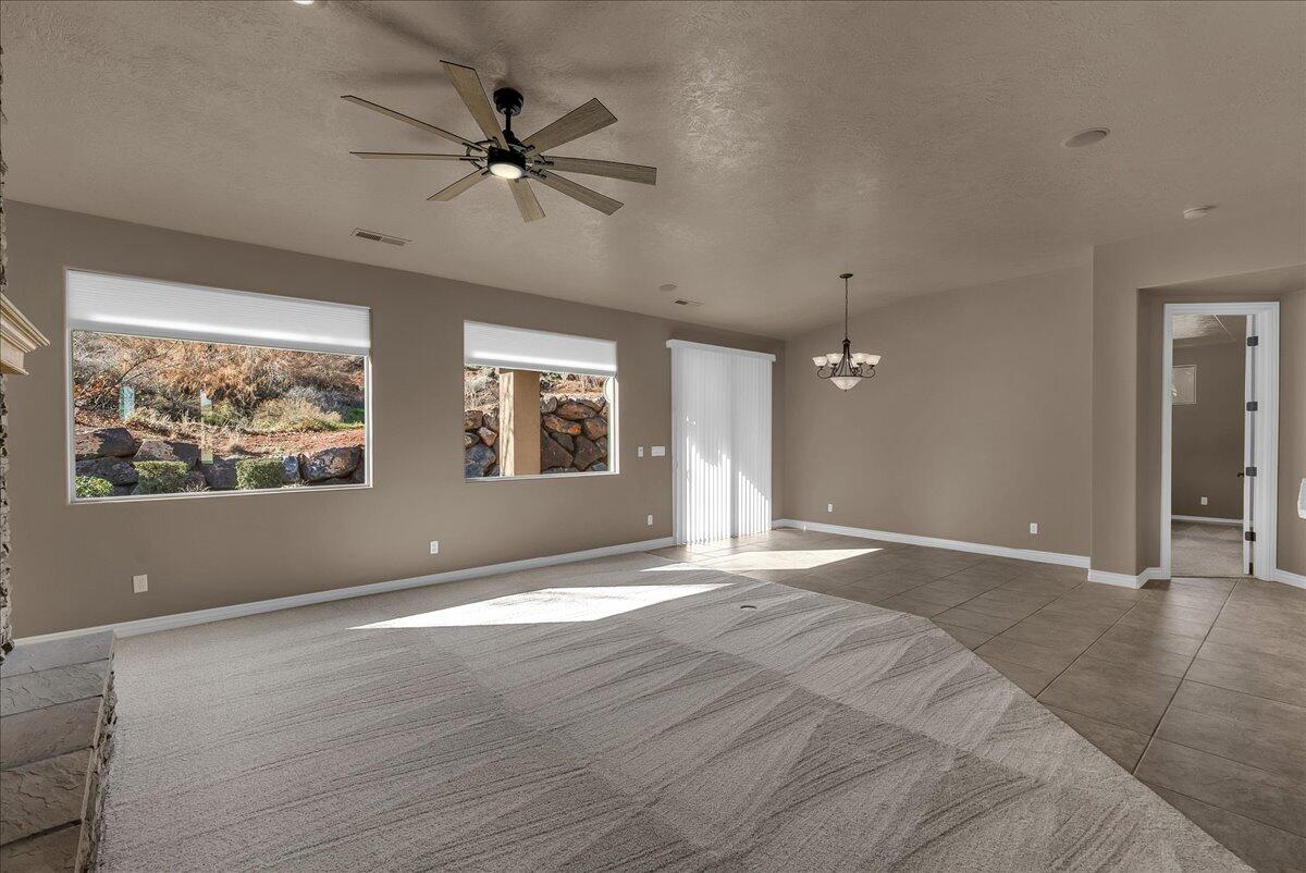 PRIMROSE POINT - Residential