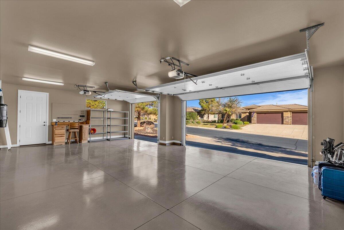 PRIMROSE POINT - Residential