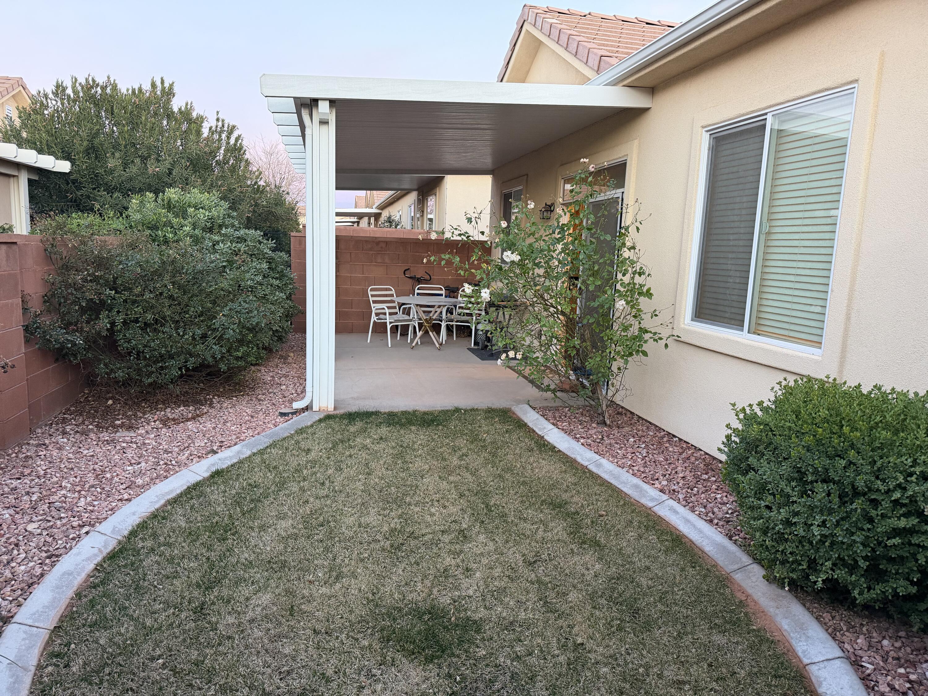 SKY RIDGE TOWNHOMES - Residential