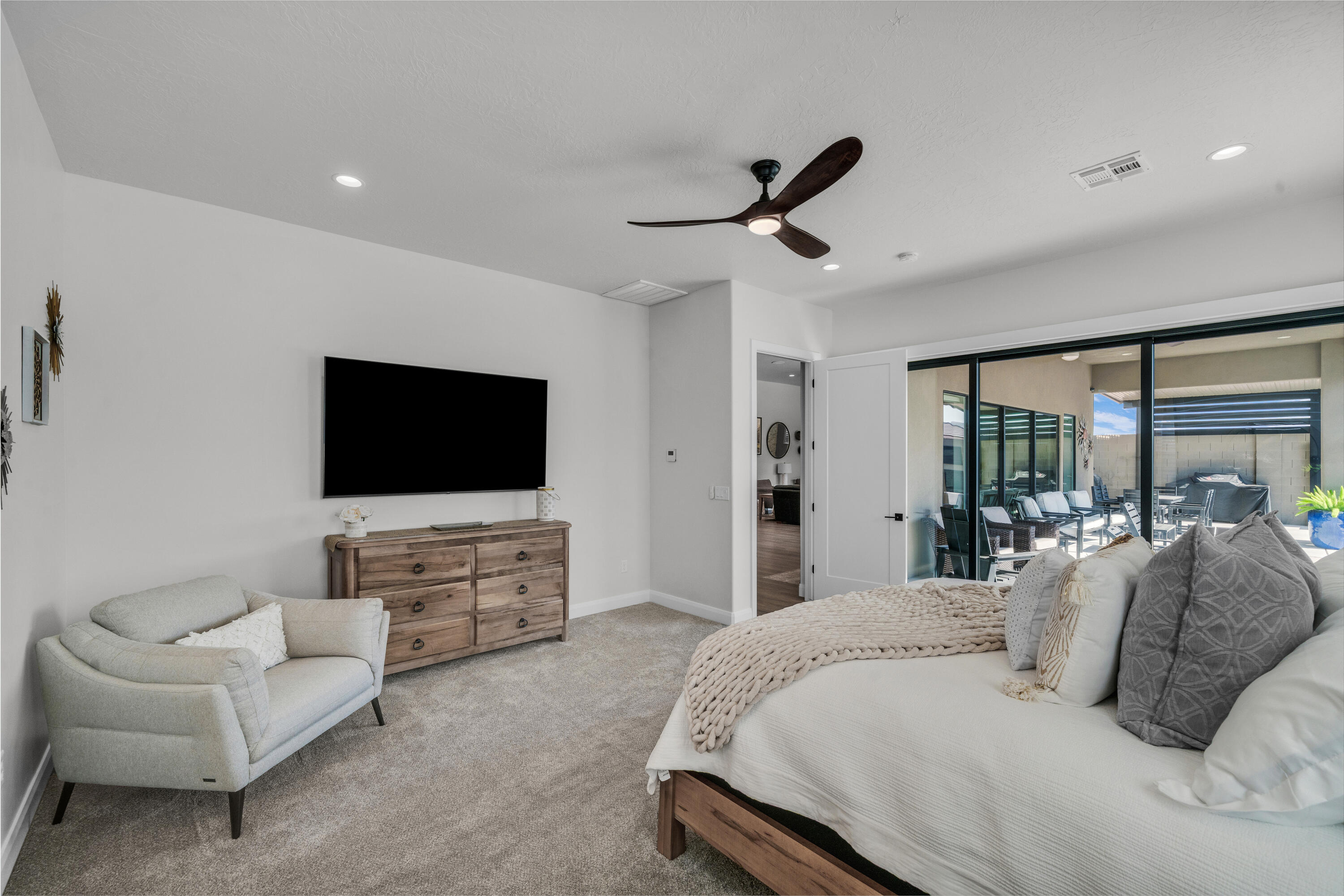 UNITY VILLAGE - Residential