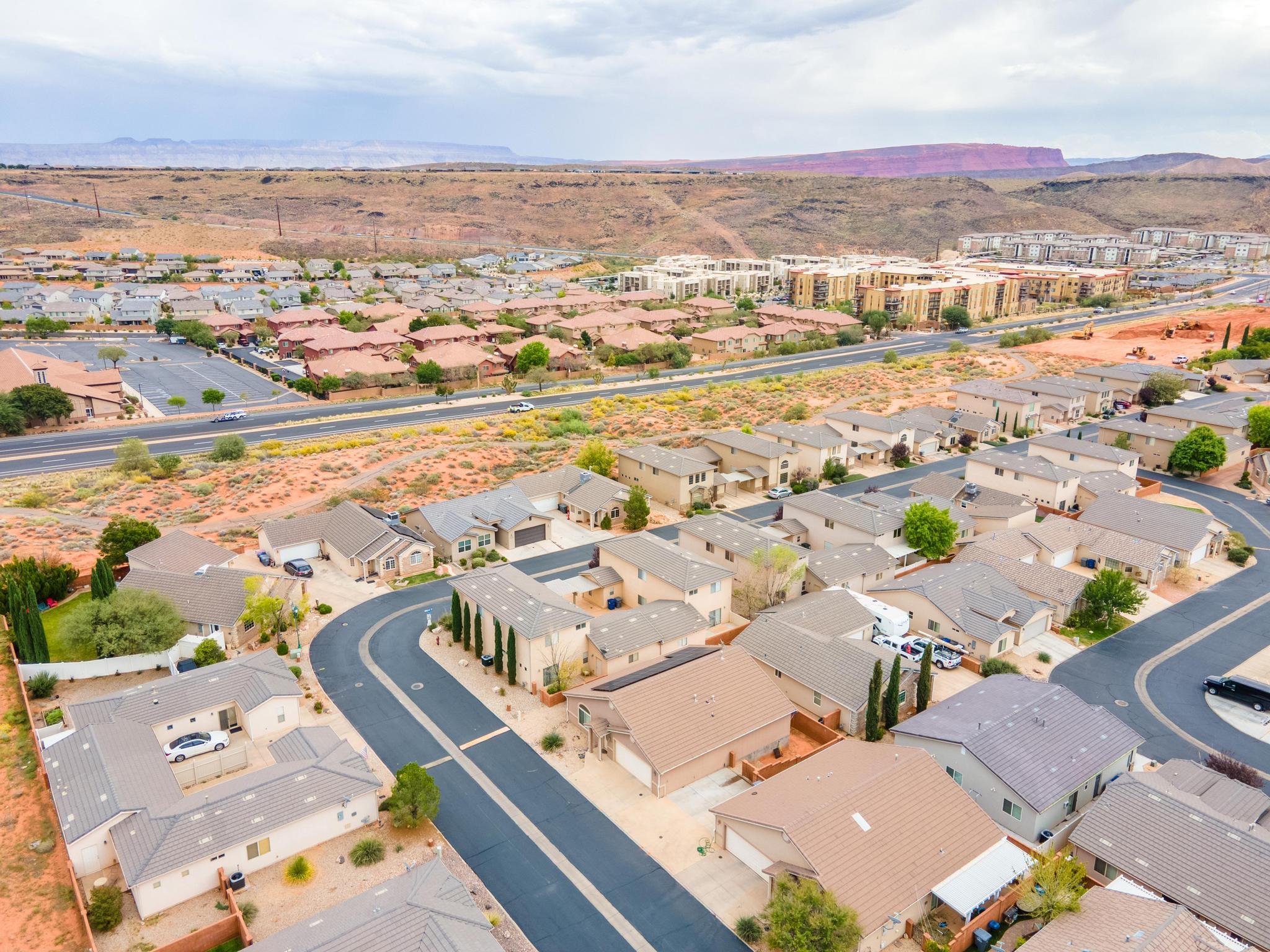 ENGLISH OAKS ESTATES - Residential