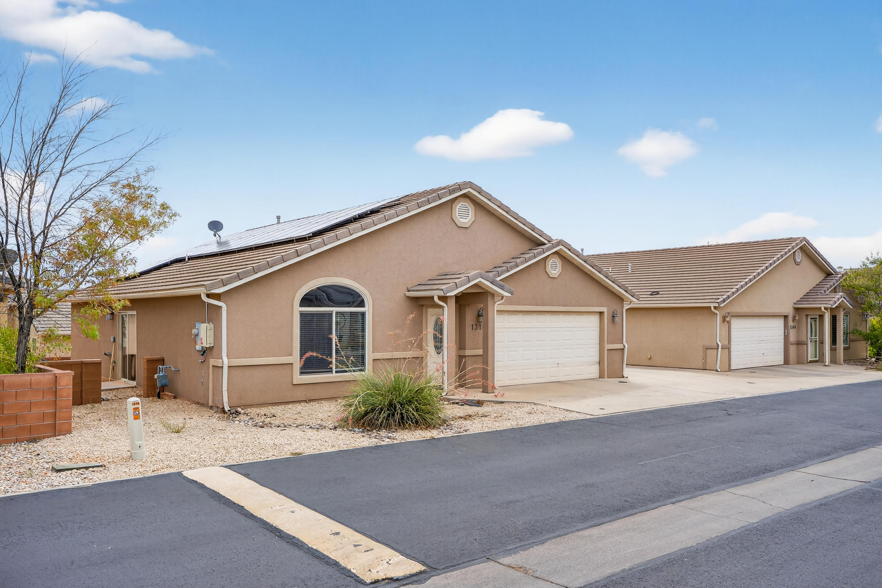 ENGLISH OAKS ESTATES - Residential