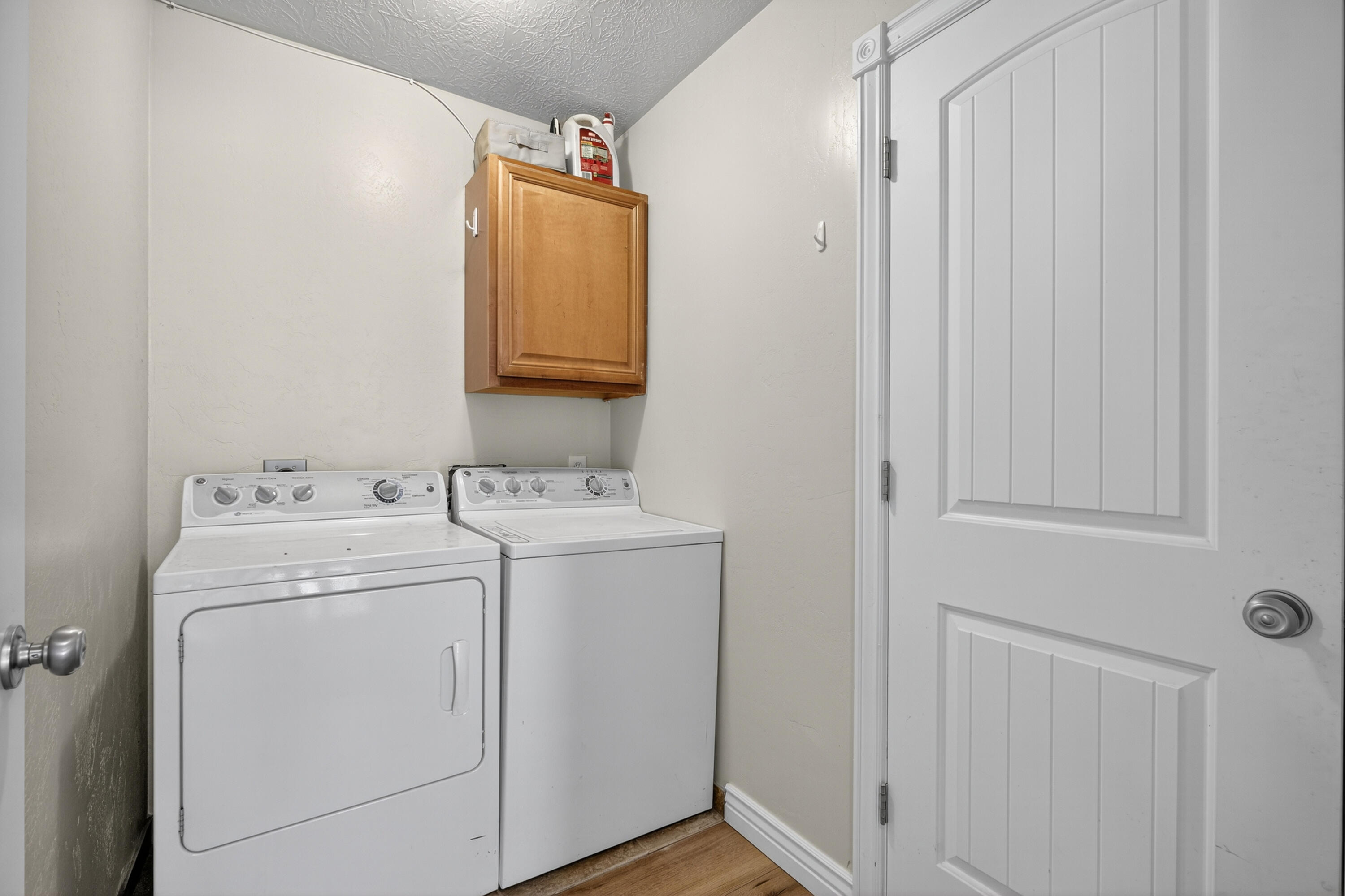 ENGLISH OAKS ESTATES - Residential